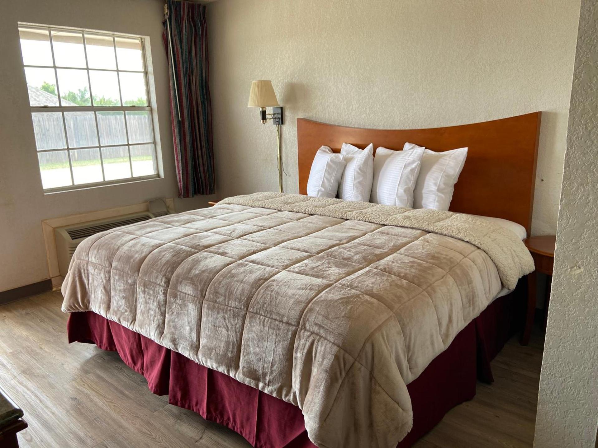 Colonial Inn photo 19