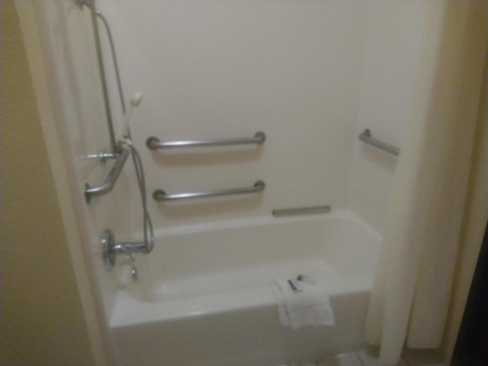 Geneva Motel photo 12
