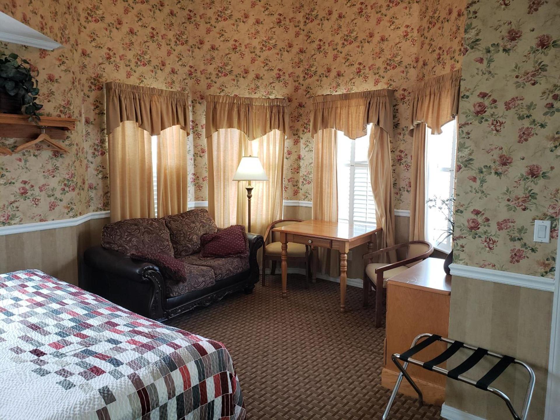 Gazebo Inn photo 4