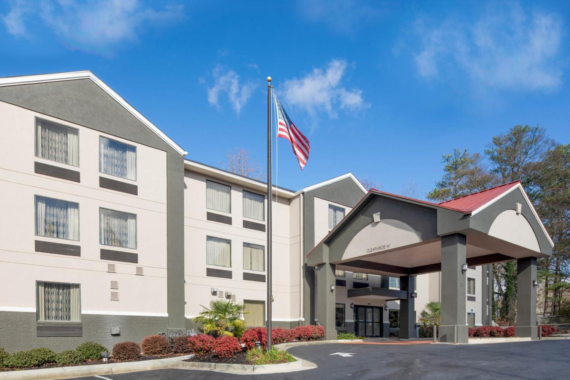La Quinta by Wyndham Snellville - Stone Mountain photo 1