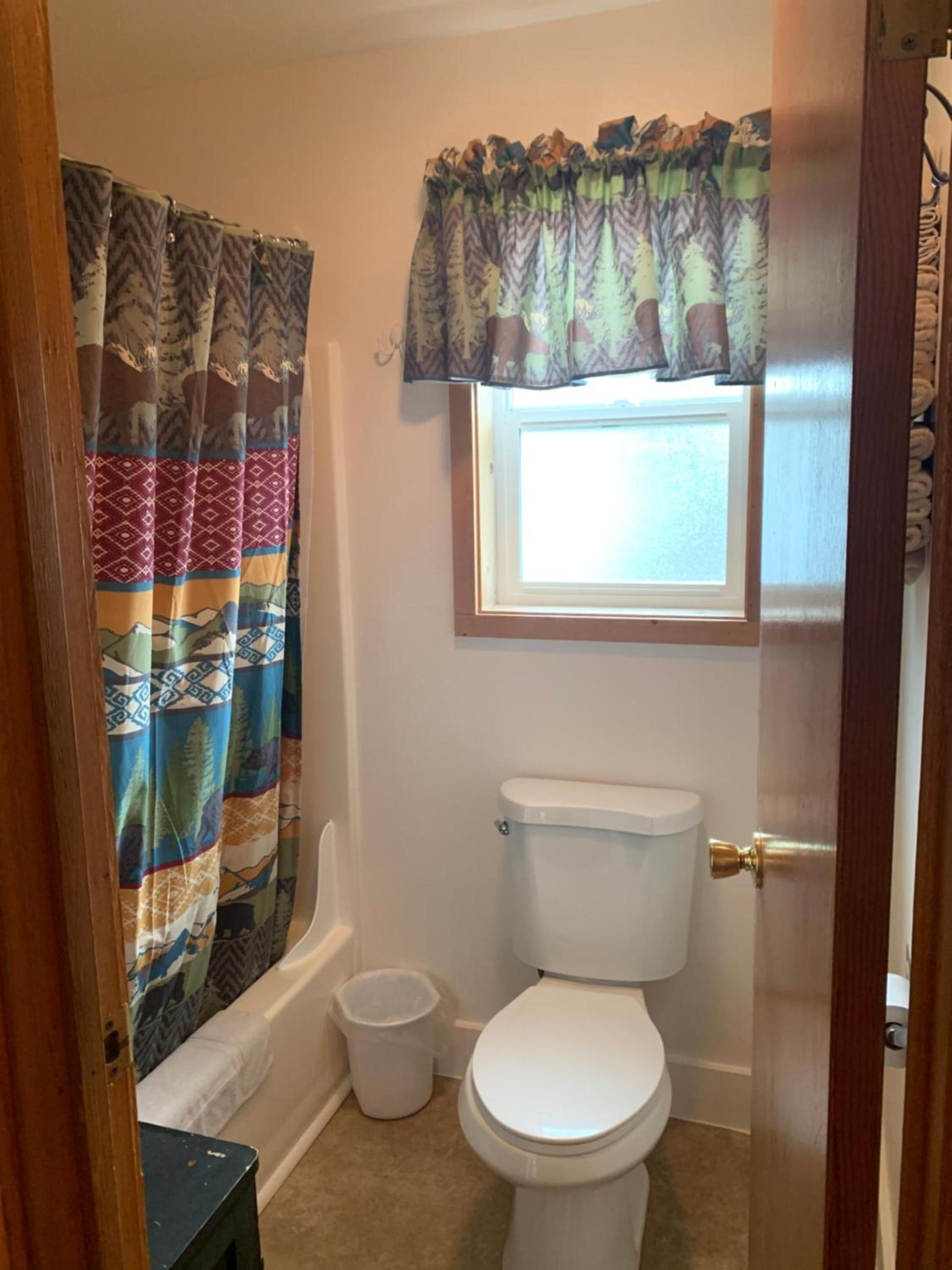Elk Horn Lodge Motel and Cabins photo 4