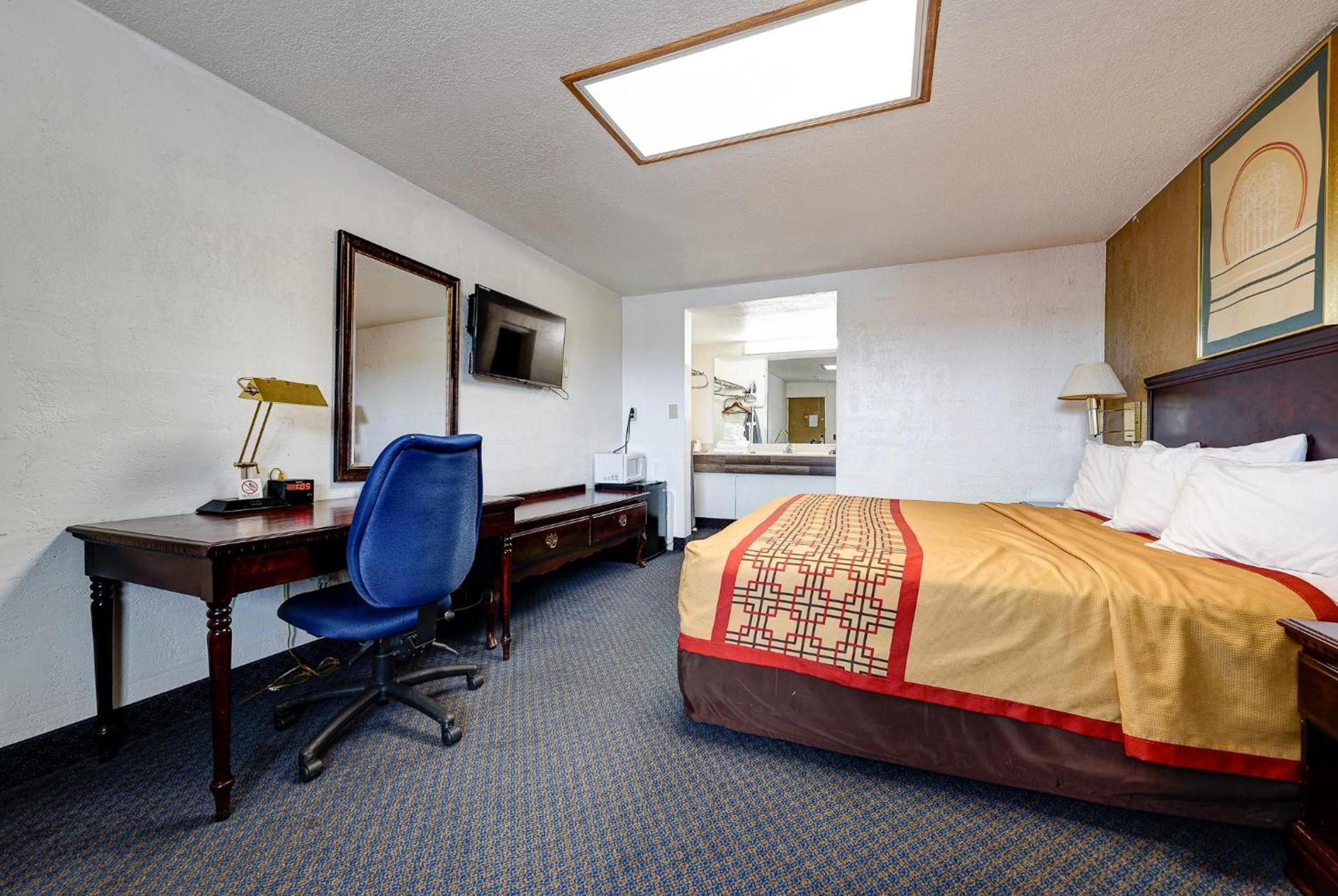 Guest Inn Rogers photo 19