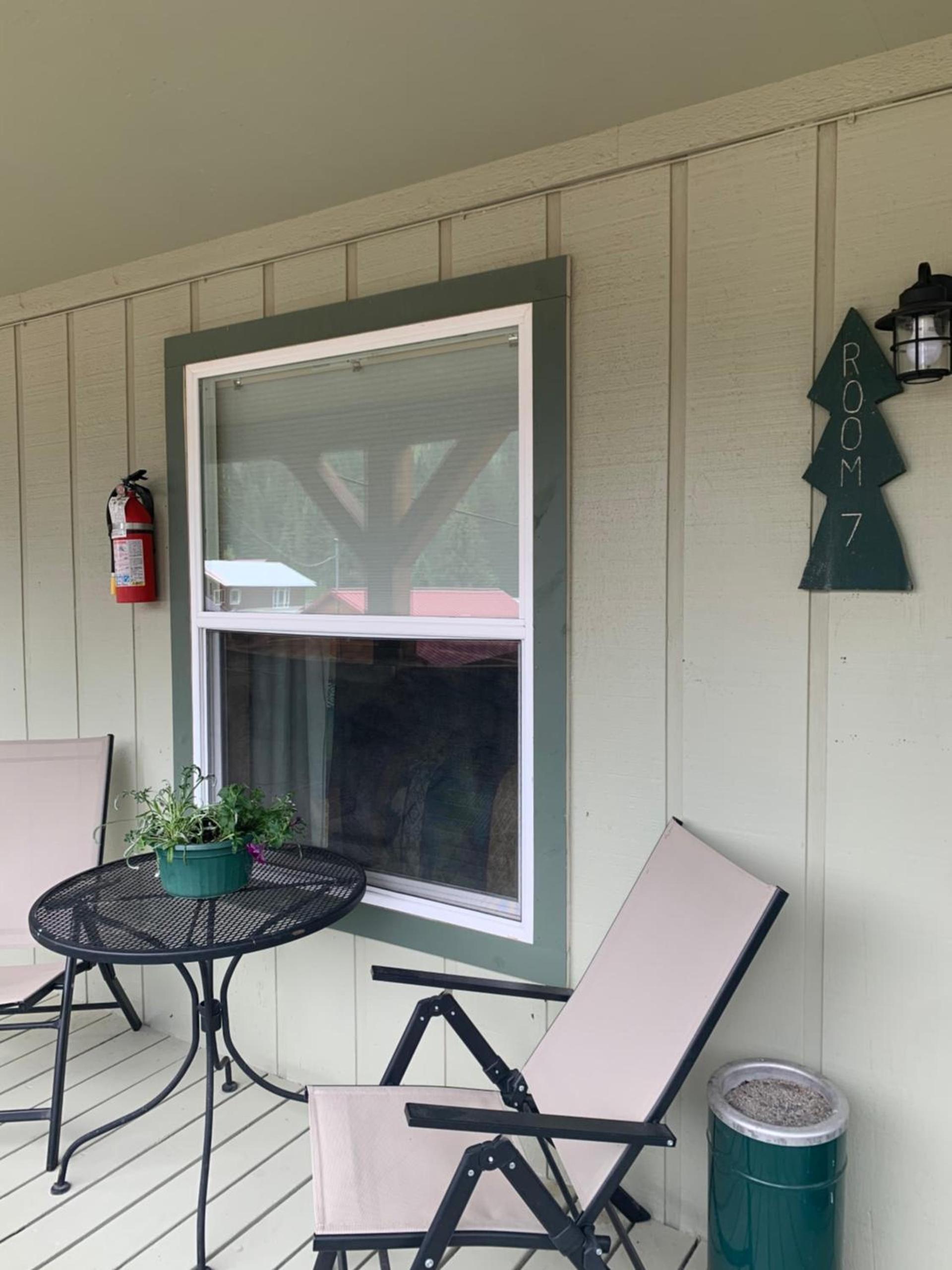 Elk Horn Lodge Motel and Cabins photo 3