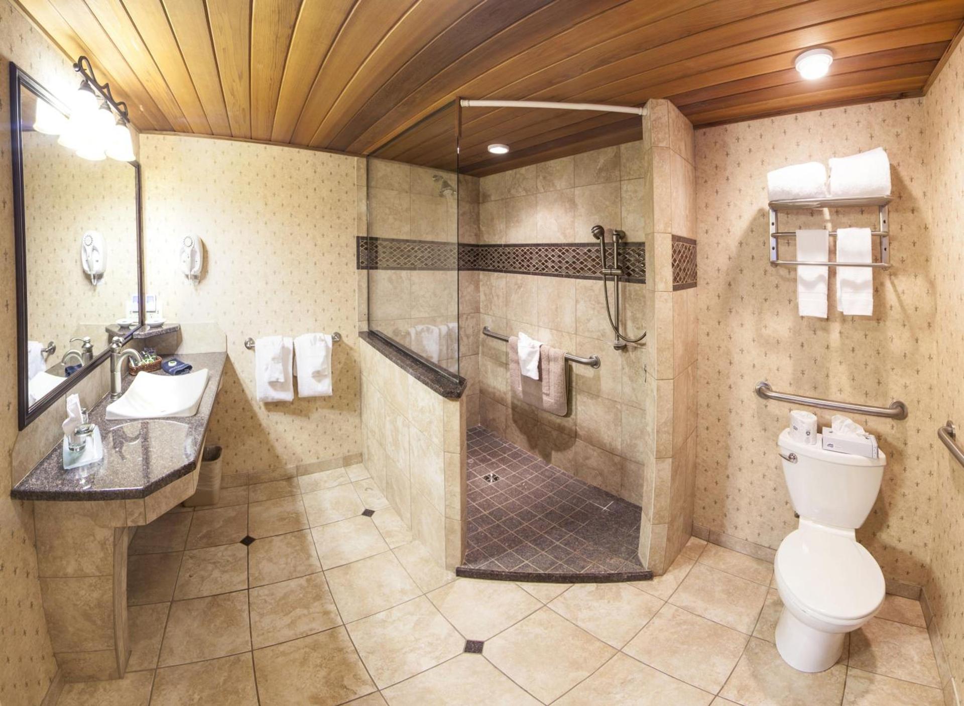 Golden Arrow Lakeside Resort photo 38
