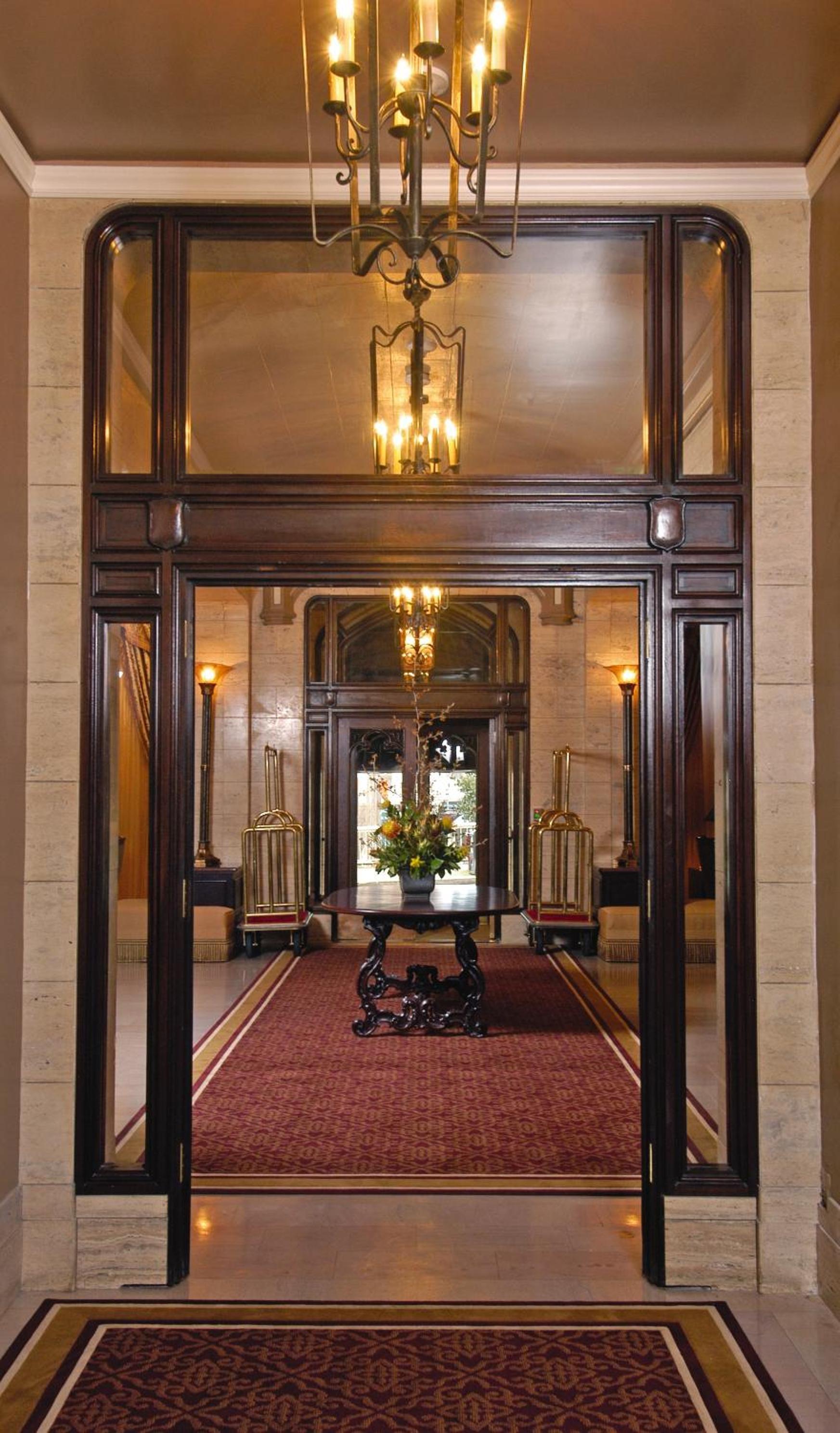 WorldMark Seattle - The Camlin photo 2