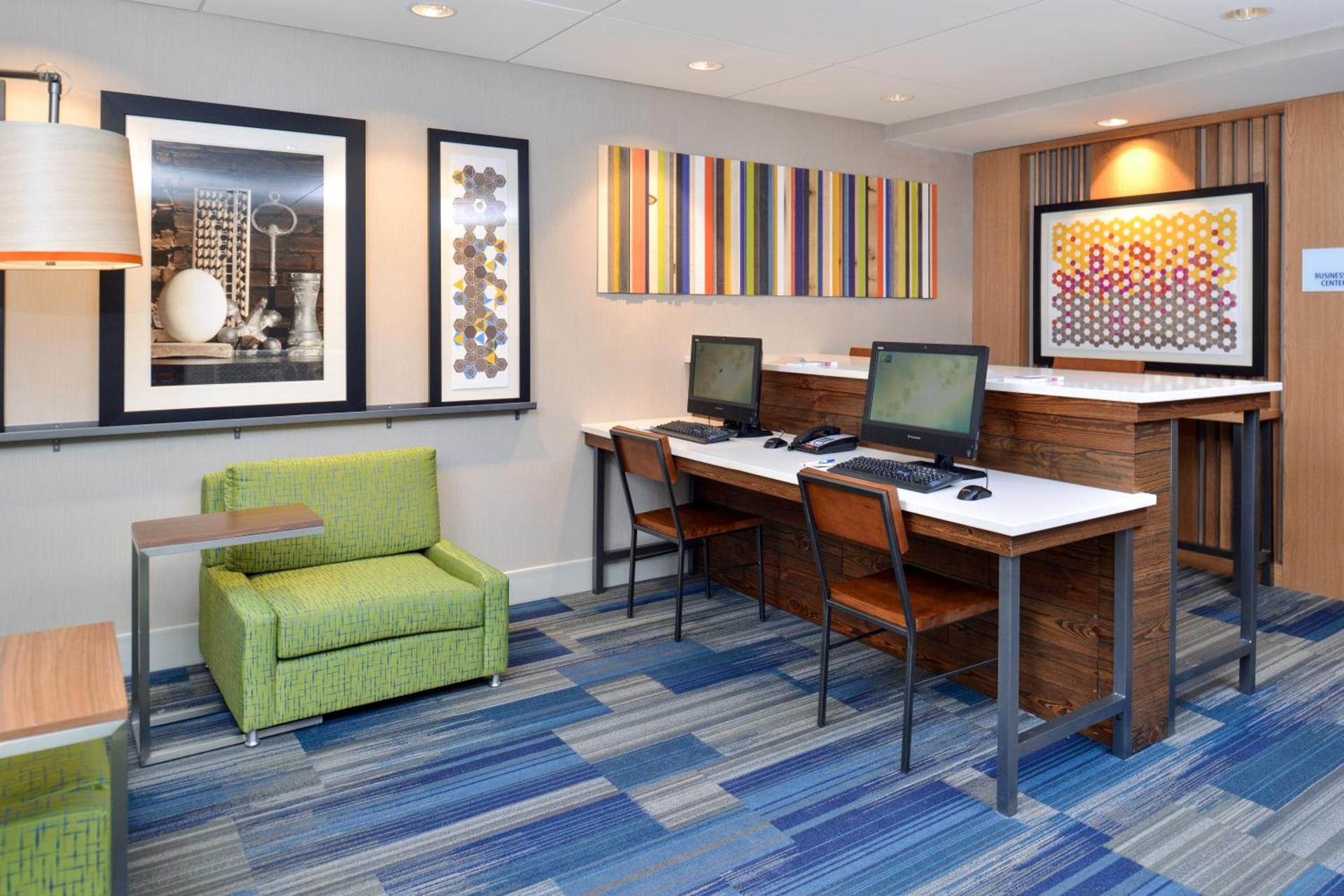 Holiday Inn Express Rochester - University Area by IHG photo 21