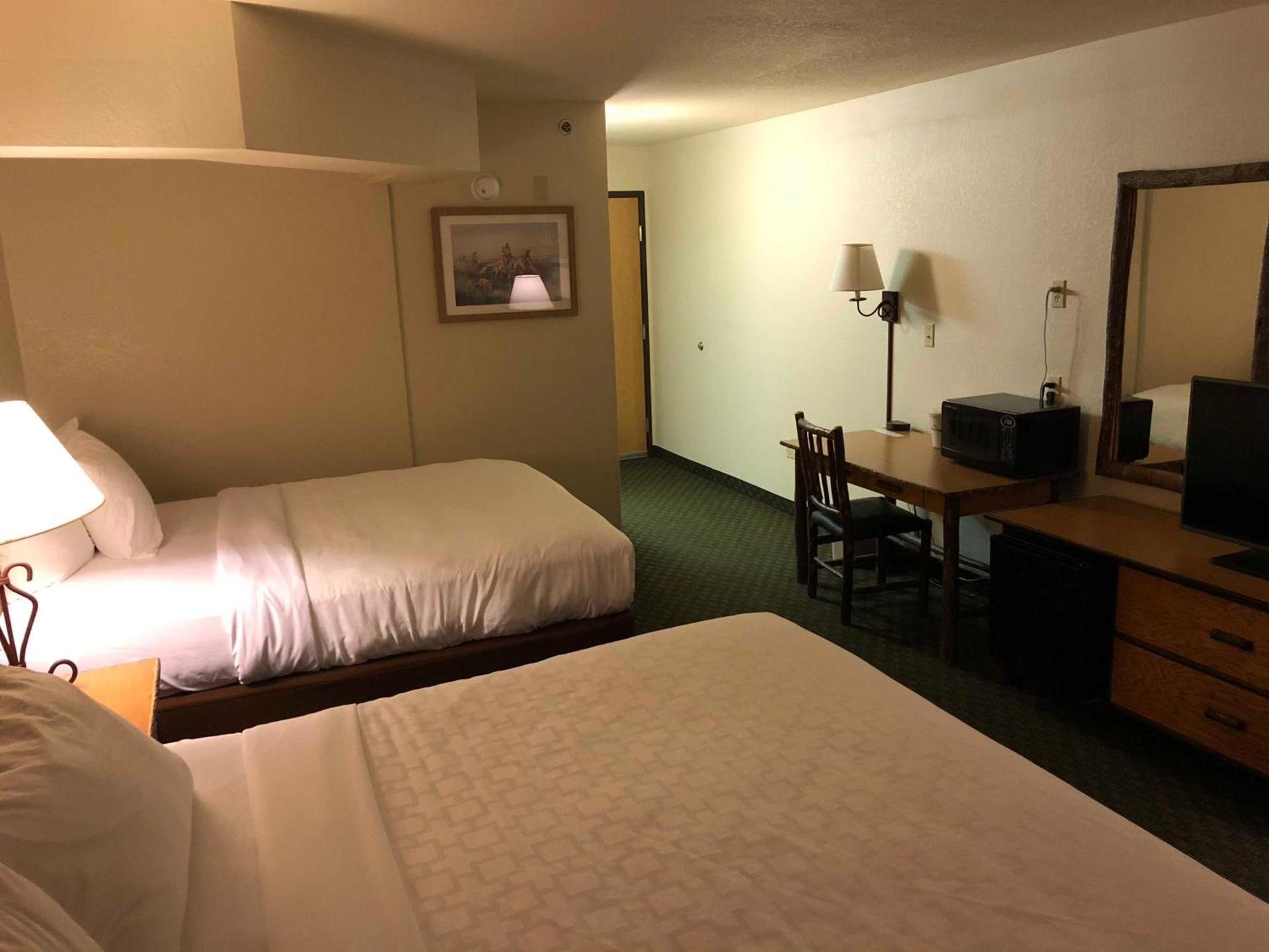 AmericInn by Wyndham Cody photo 30