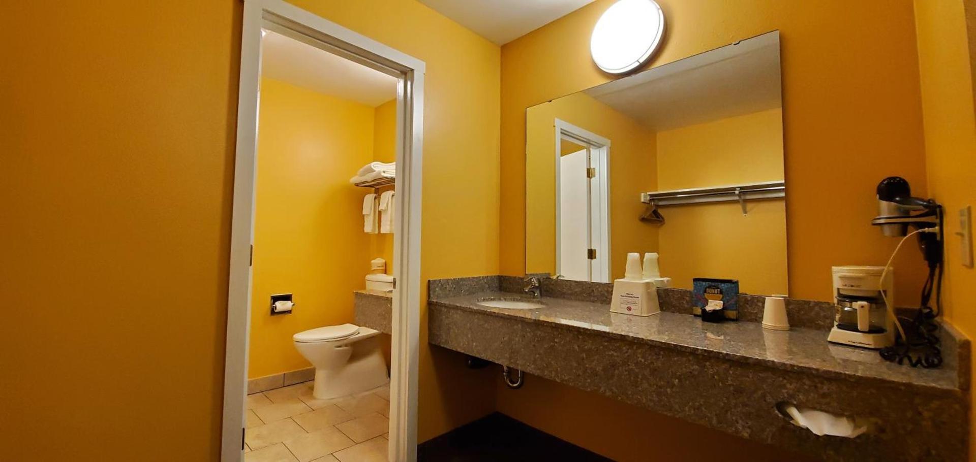 Olympic View Inn photo 33