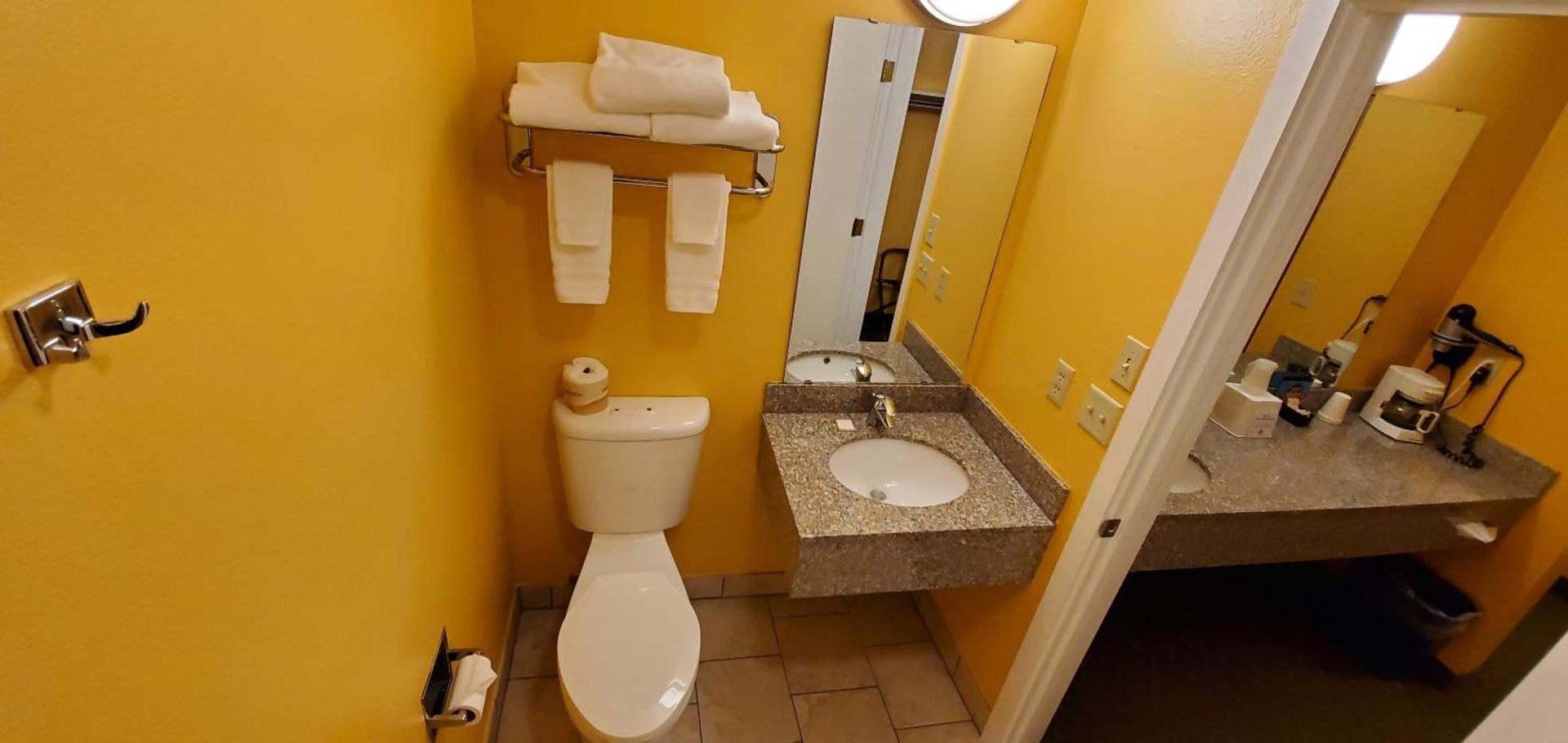 Olympic View Inn photo 25