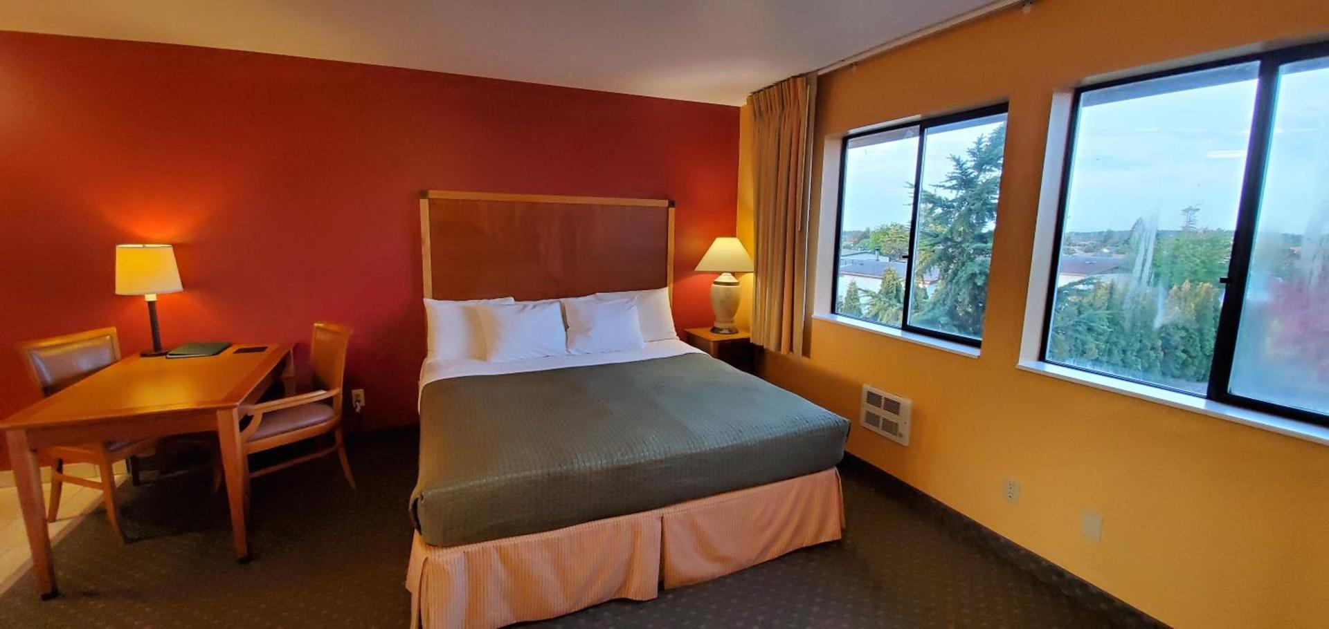 Olympic View Inn photo 19