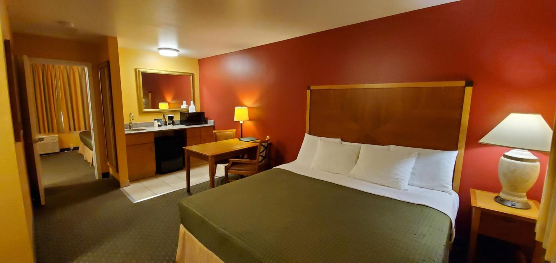 Olympic View Inn photo 20