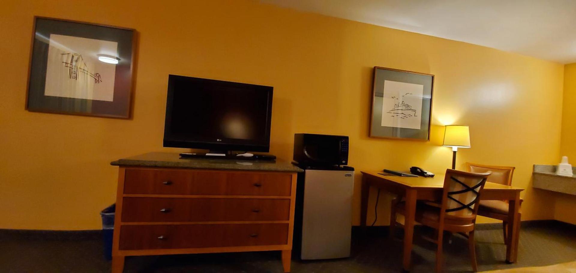 Olympic View Inn photo 13