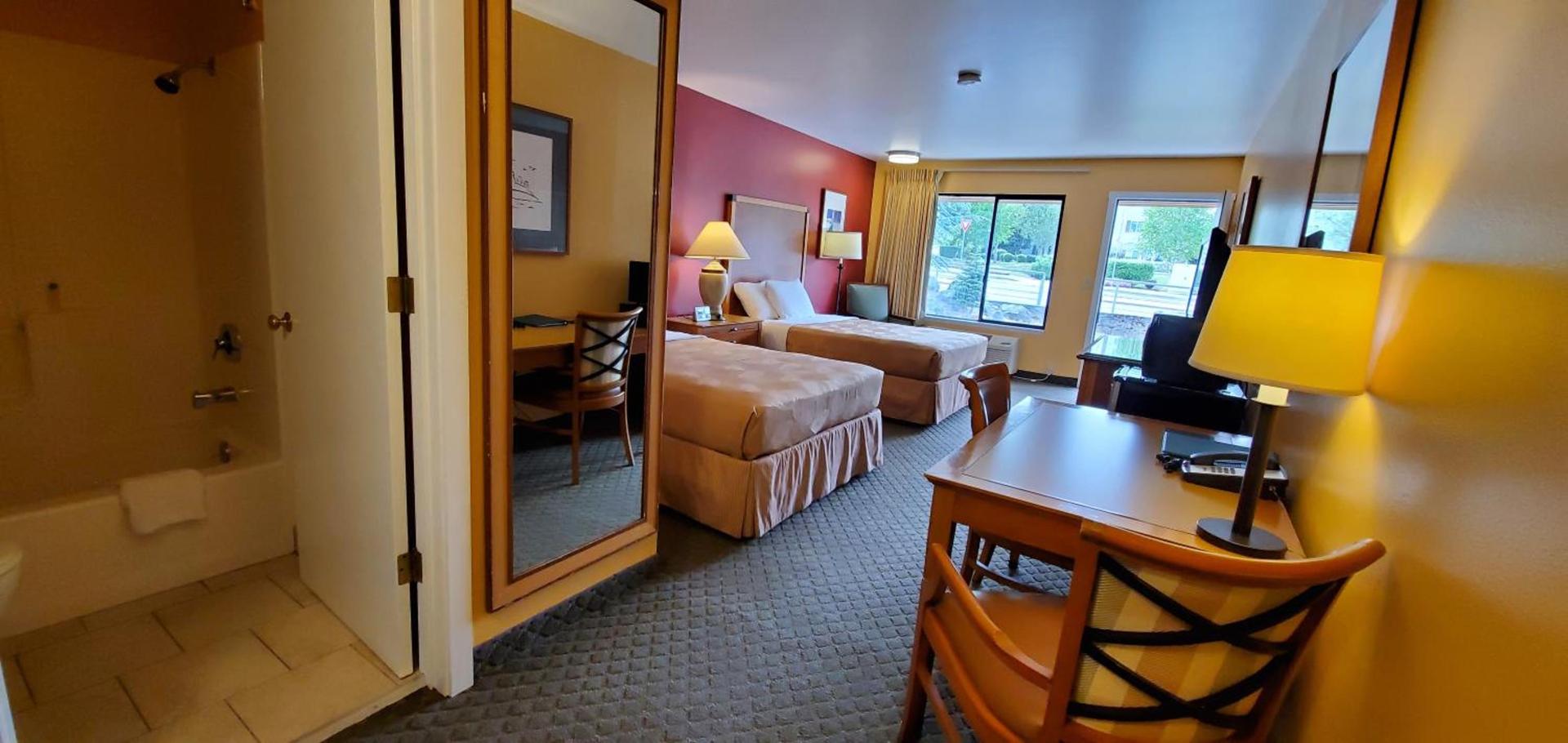 Olympic View Inn photo 17