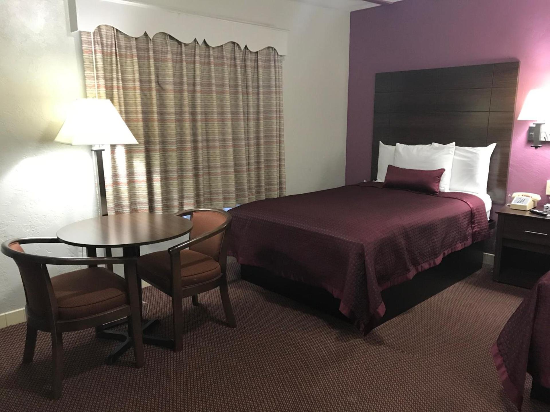Silver Princess Motel photo 23