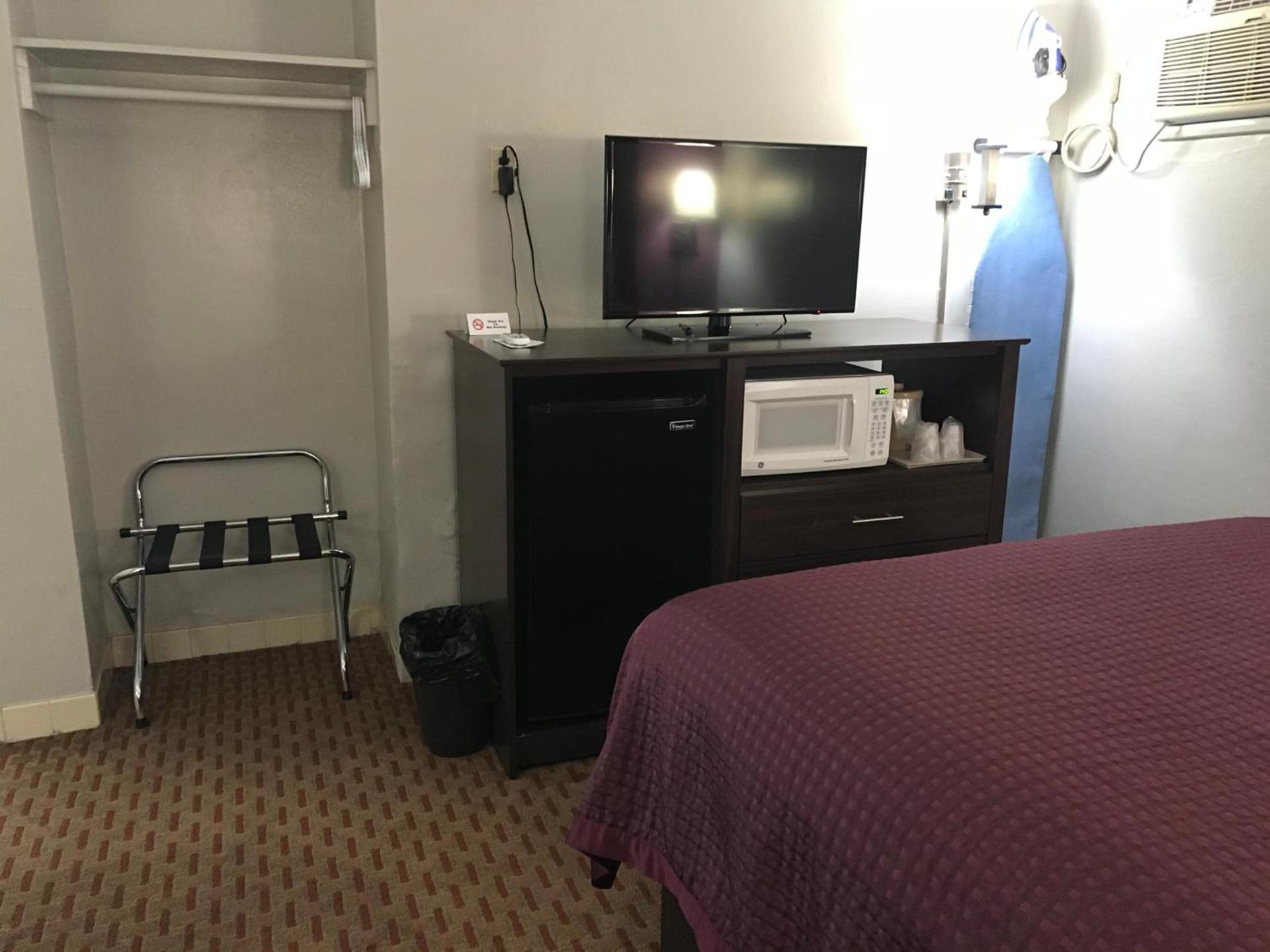 Silver Princess Motel photo 15