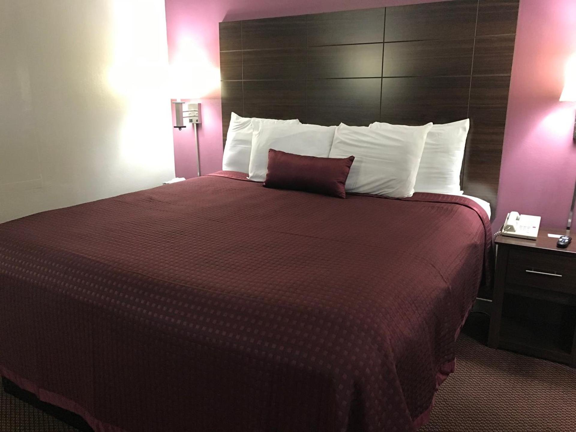 Silver Princess Motel photo 14