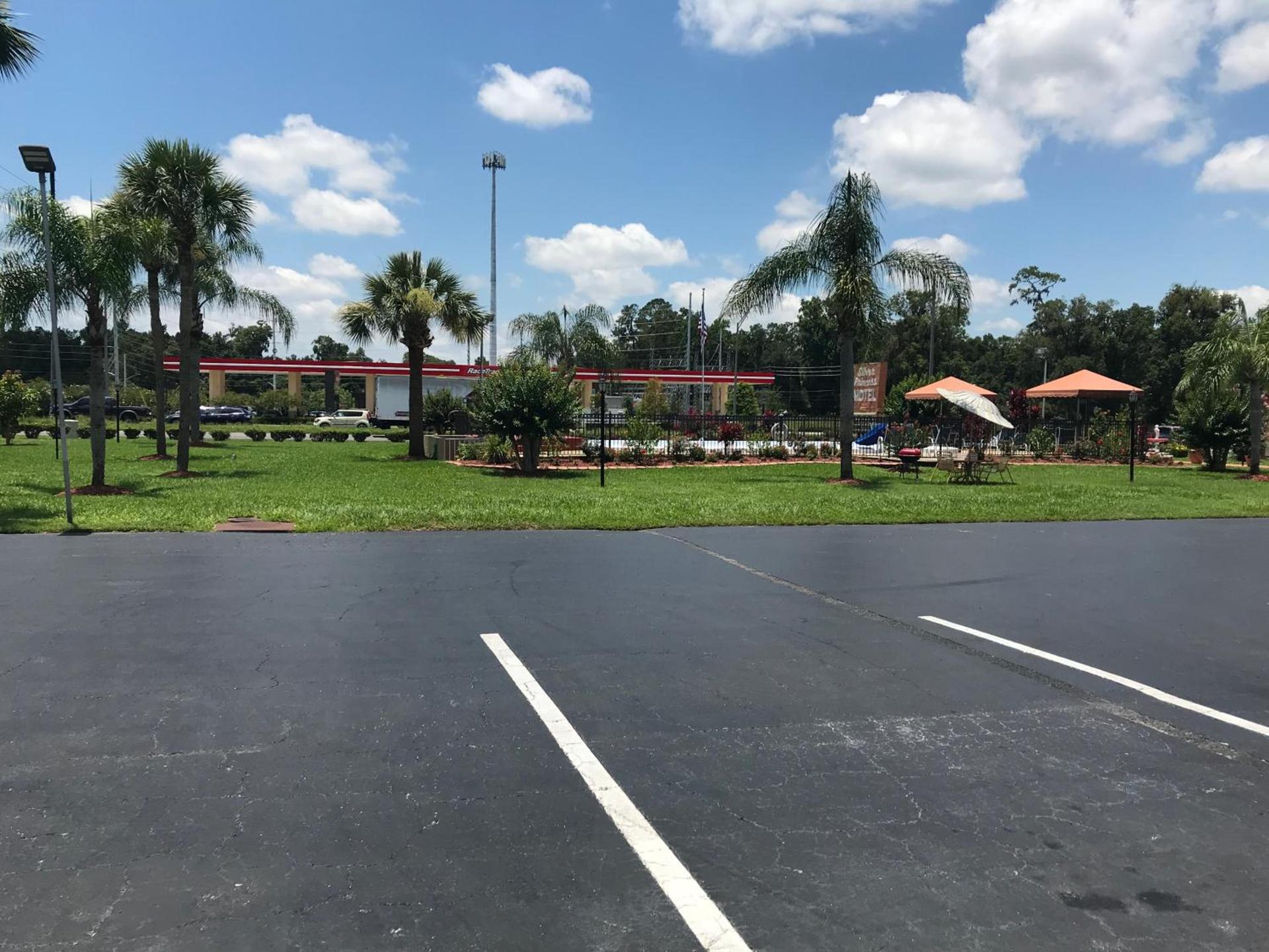 Silver Princess Motel photo 34