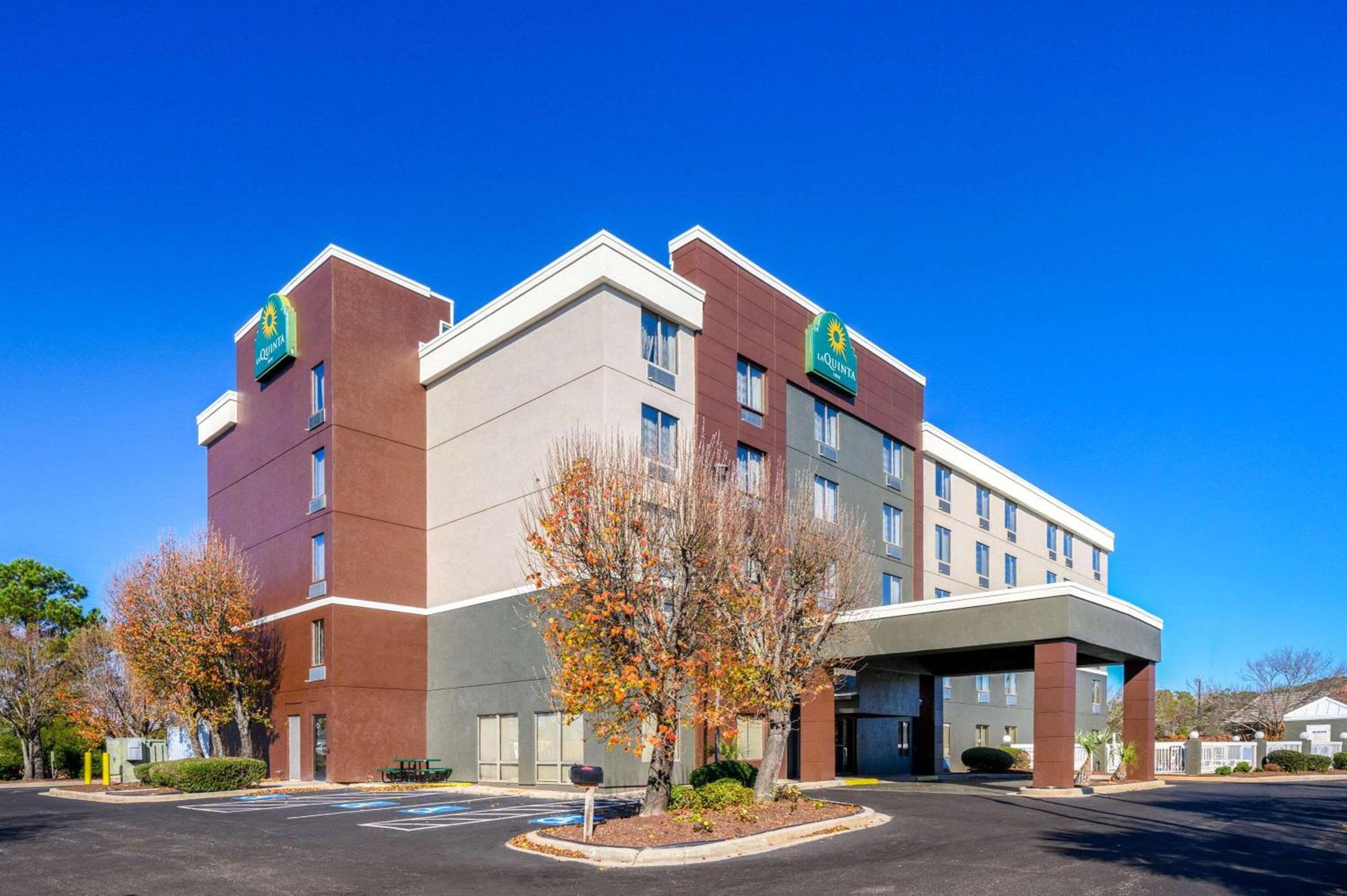 La Quinta Inn by Wyndham North Myrtle Beach photo 1