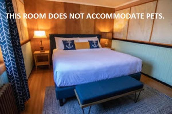 Anchor Inn Resort photo 11