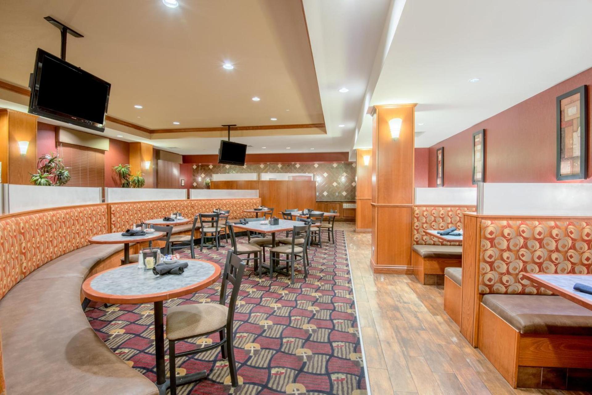 Holiday Inn & Suites Grand Junction-Airport by IHG photo 17
