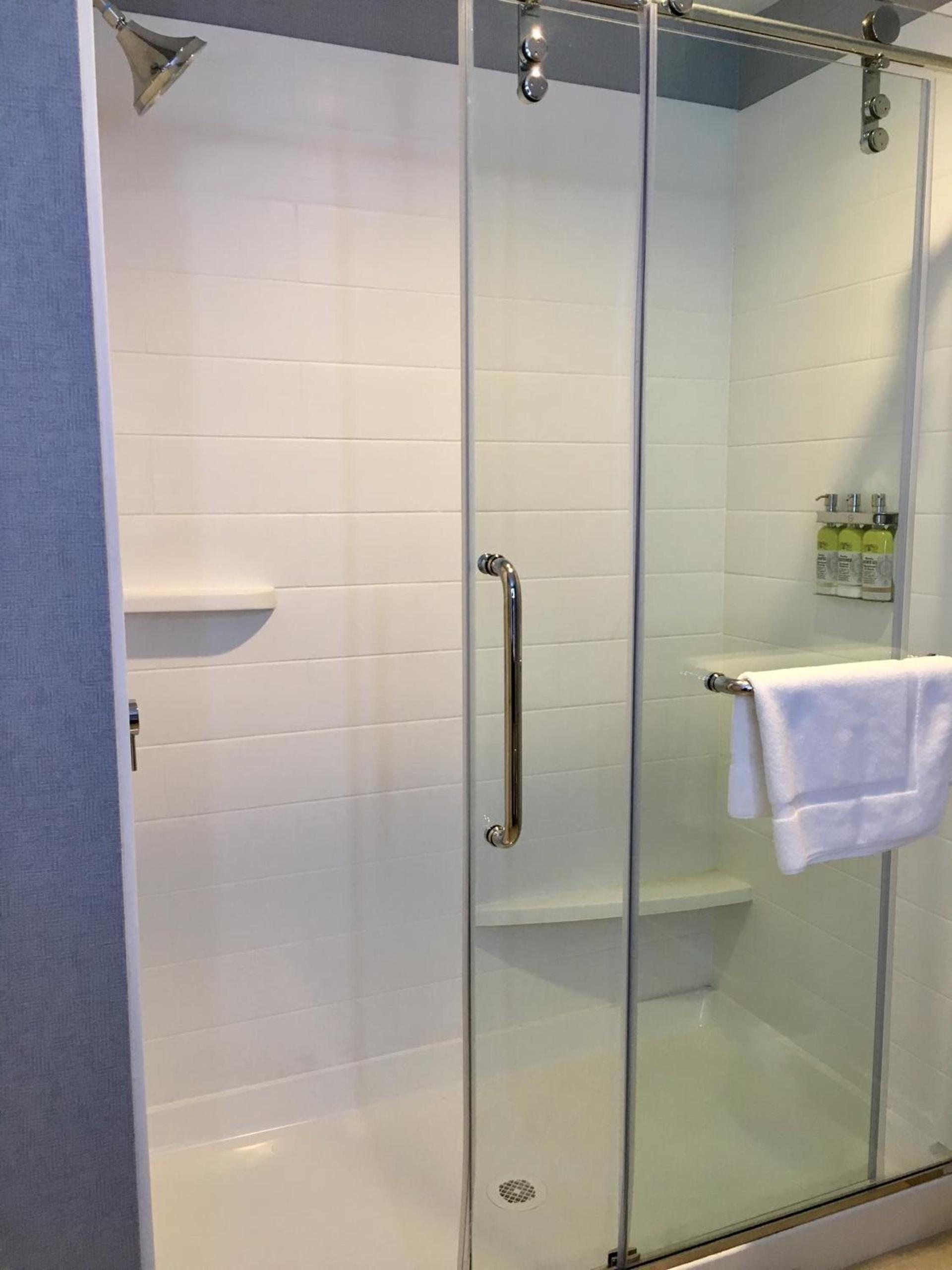 Holiday Inn Express - Grand Island by IHG photo 4