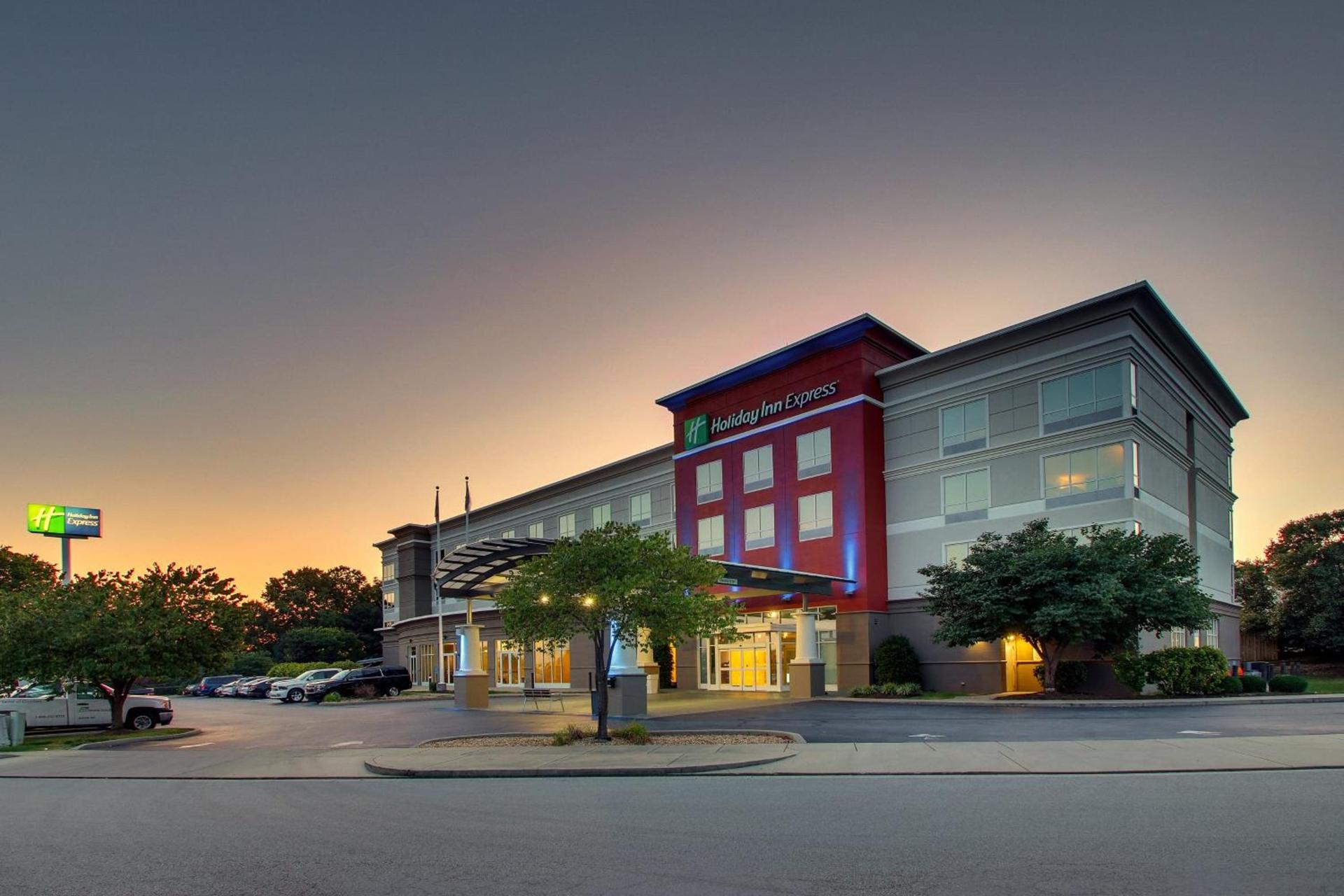 Holiday Inn Express Georgetown by IHG photo 13