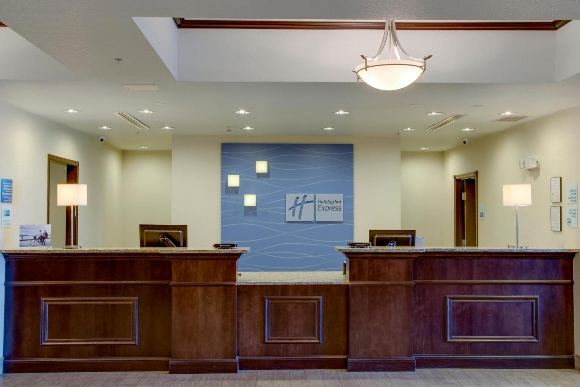 Holiday Inn Express & Suites Nevada by IHG photo 24
