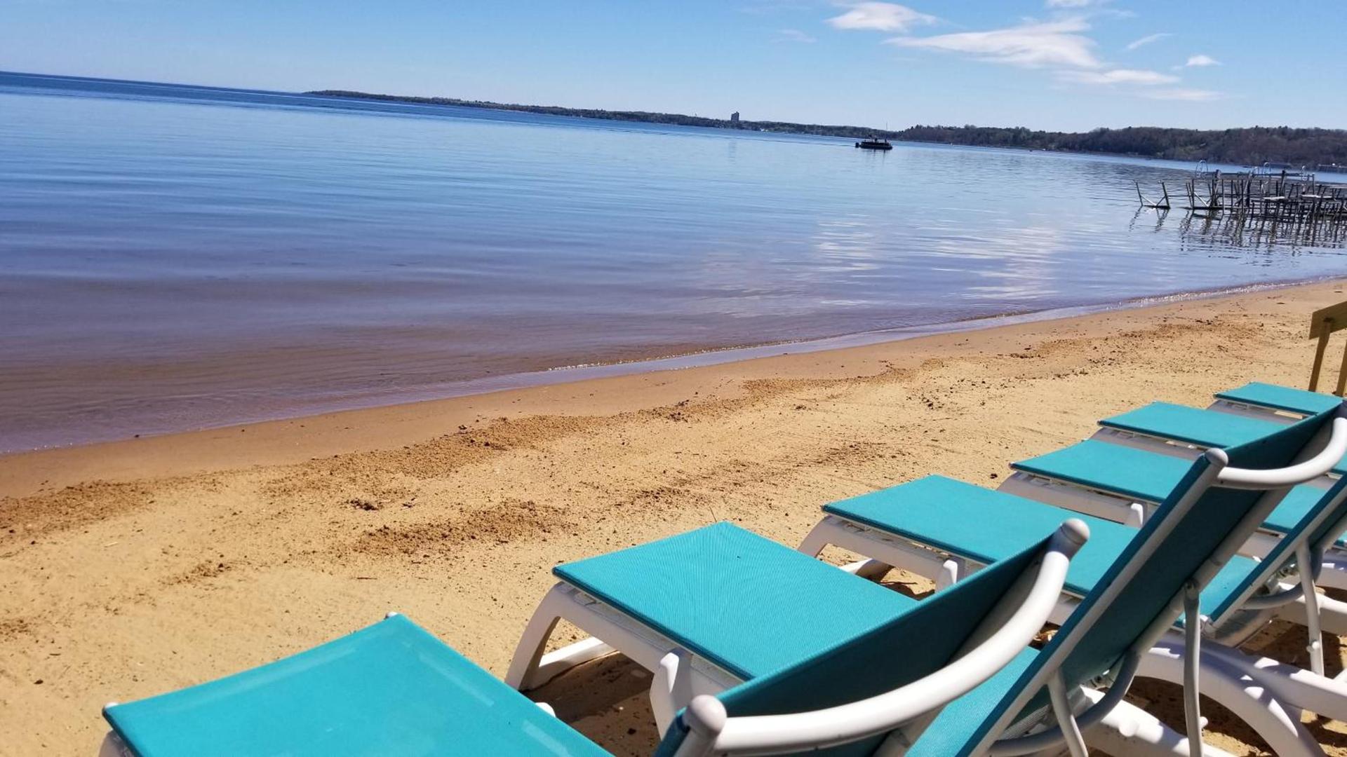 Brio Beach Inn photo 10