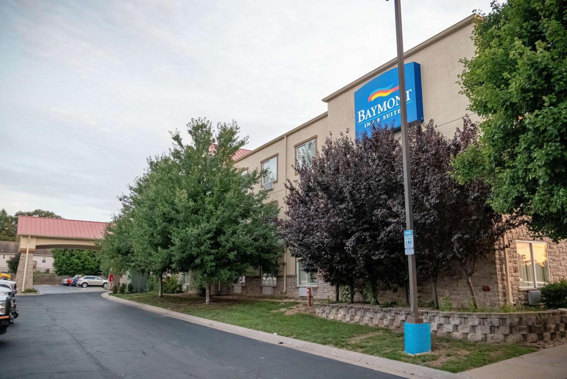 Baymont by Wyndham Springfield I-44 photo 7