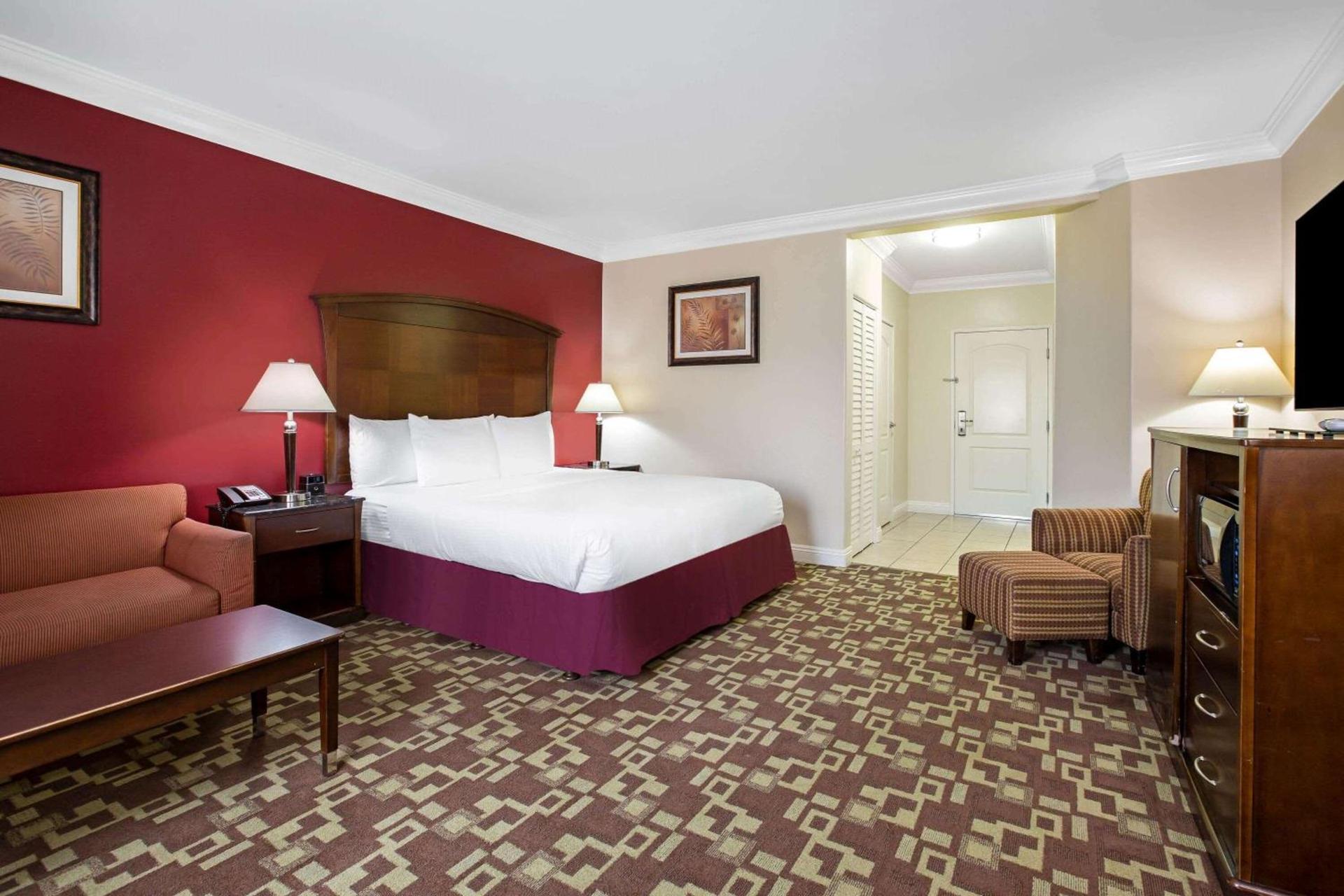 La Quinta by Wyndham Moreno Valley photo 32