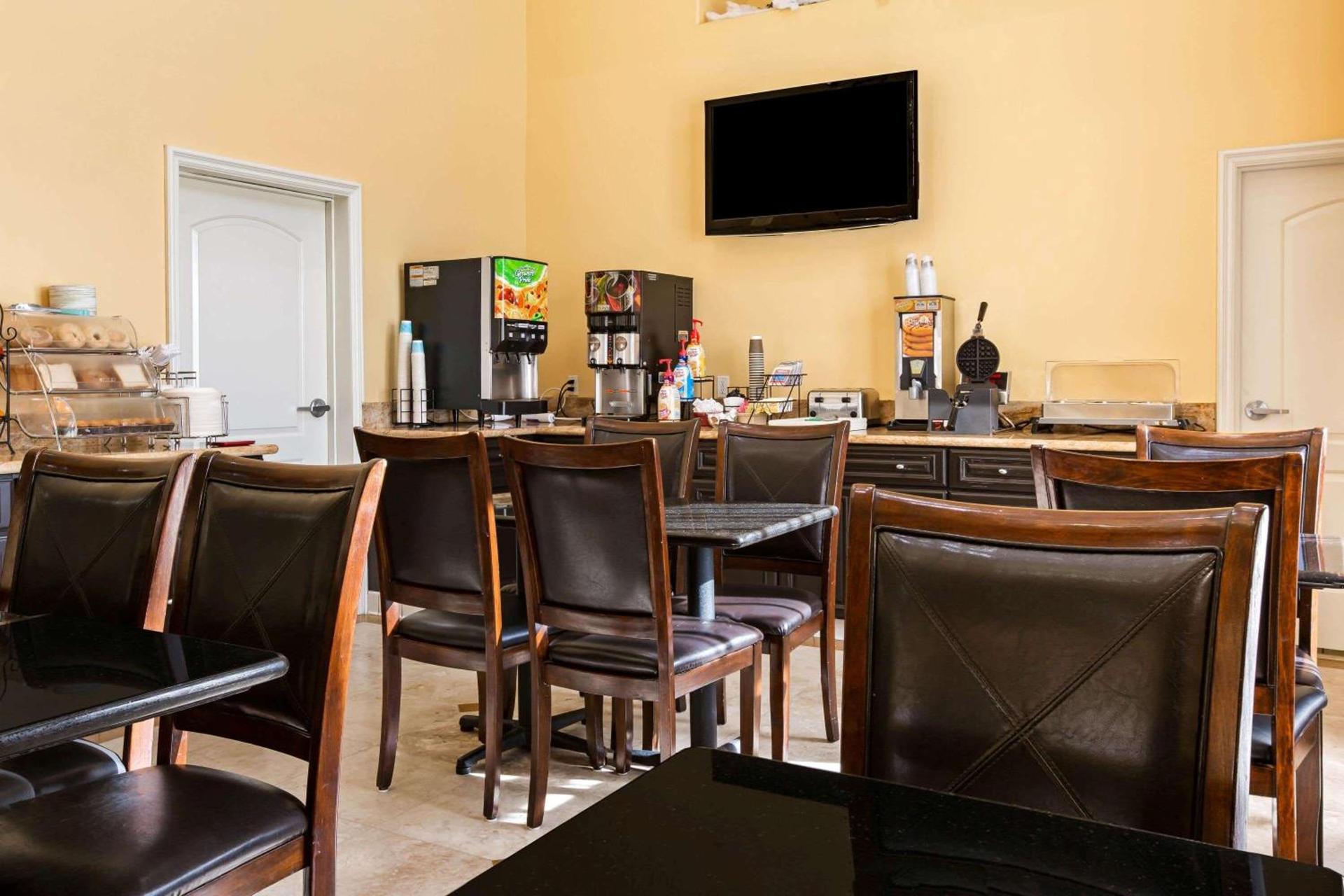 La Quinta by Wyndham Moreno Valley photo 35