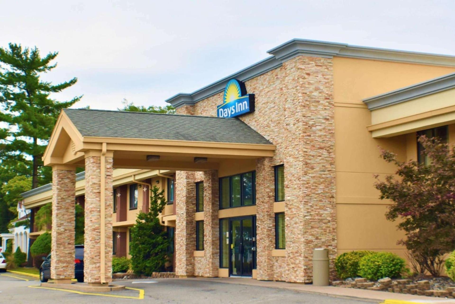 Days Inn by Wyndham Wayne — hotel in Wayne