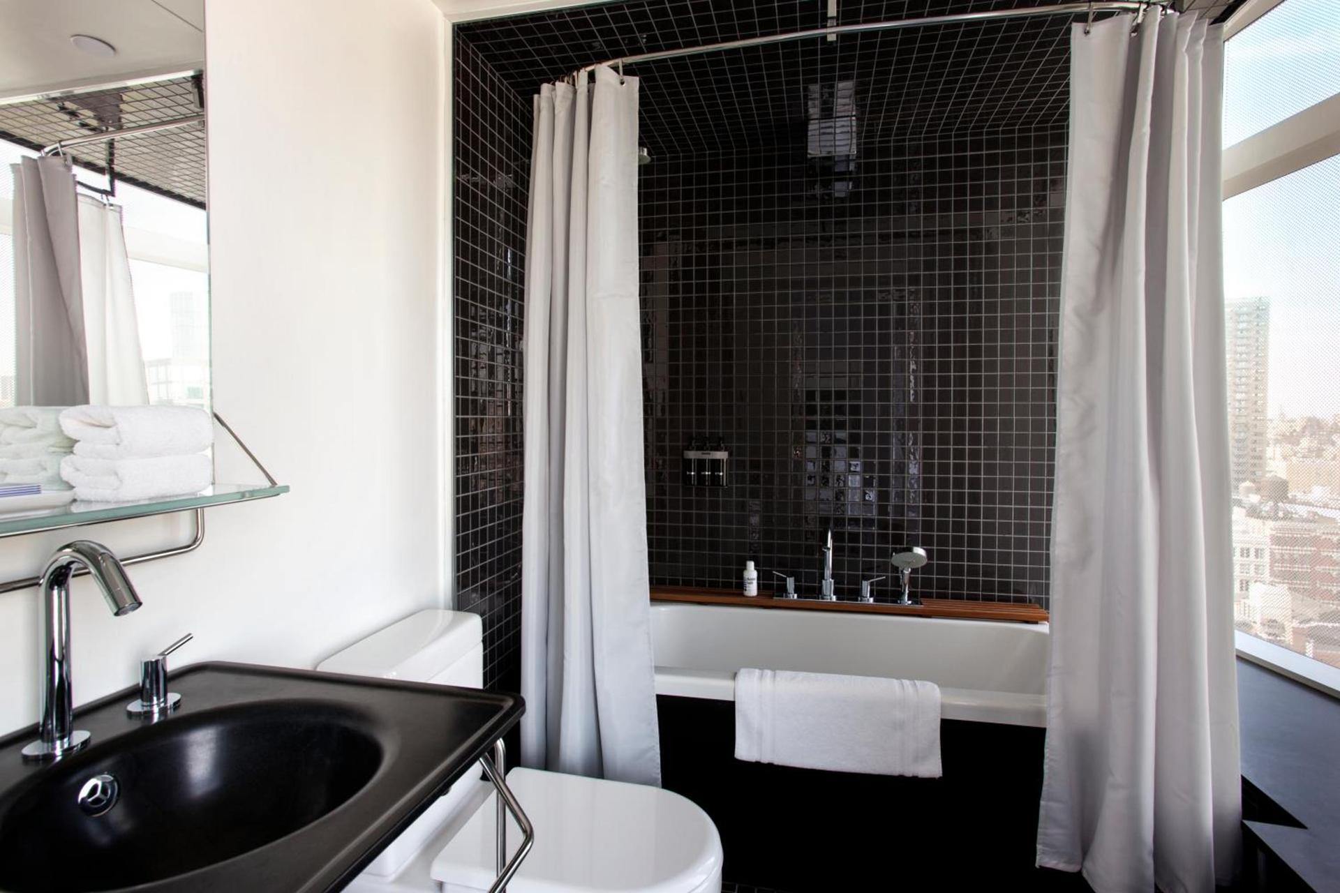 The Standard - East Village photo 21
