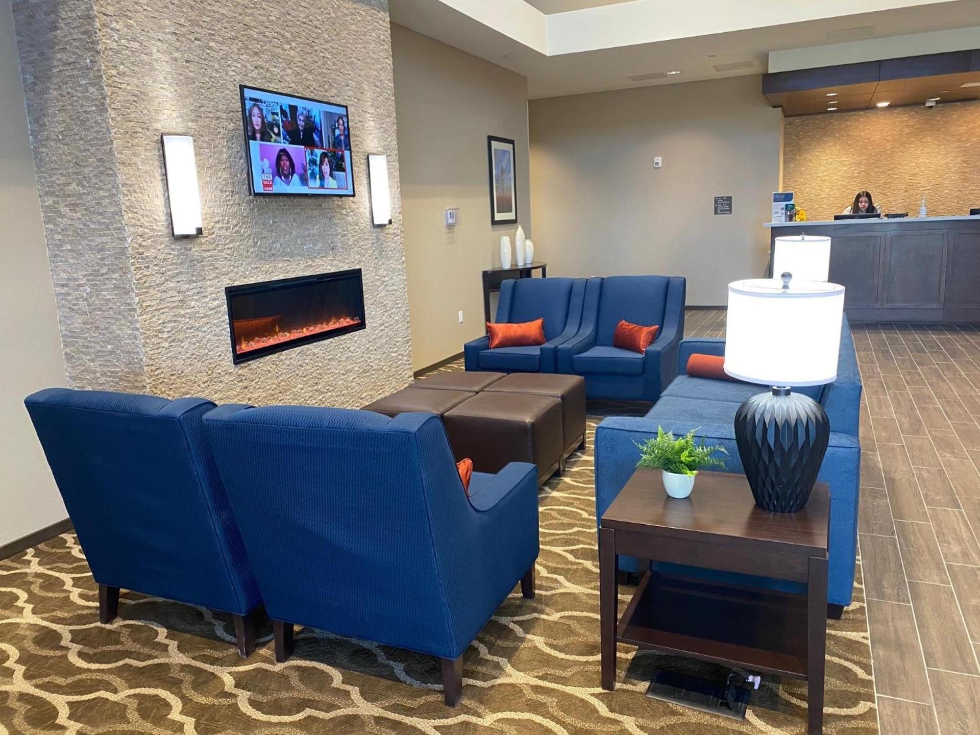 Comfort Suites Midland West photo 20