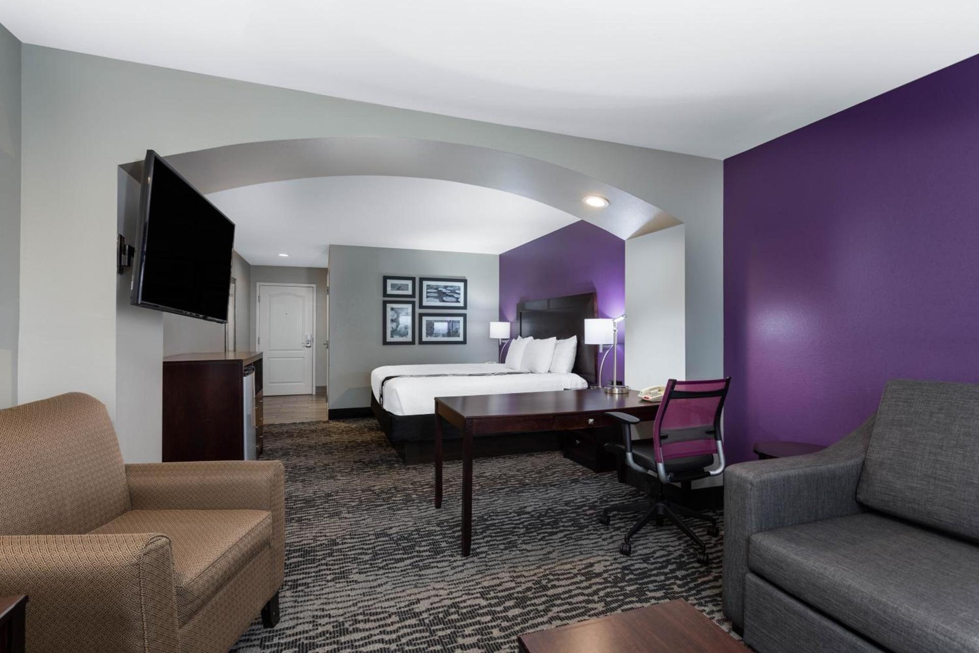 La Quinta by Wyndham Huntsville Airport Madison photo 33