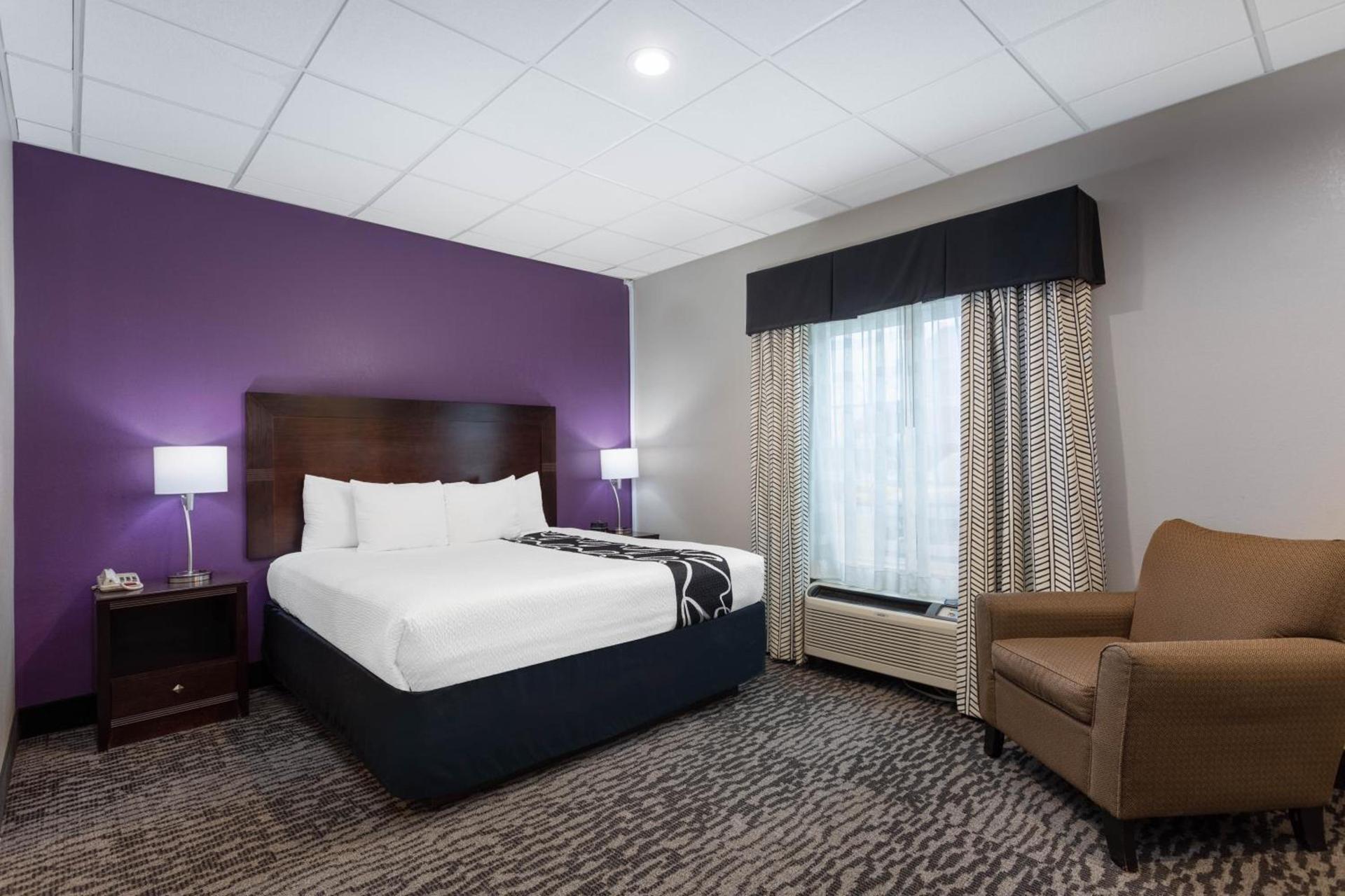 La Quinta by Wyndham Huntsville Airport Madison photo 25