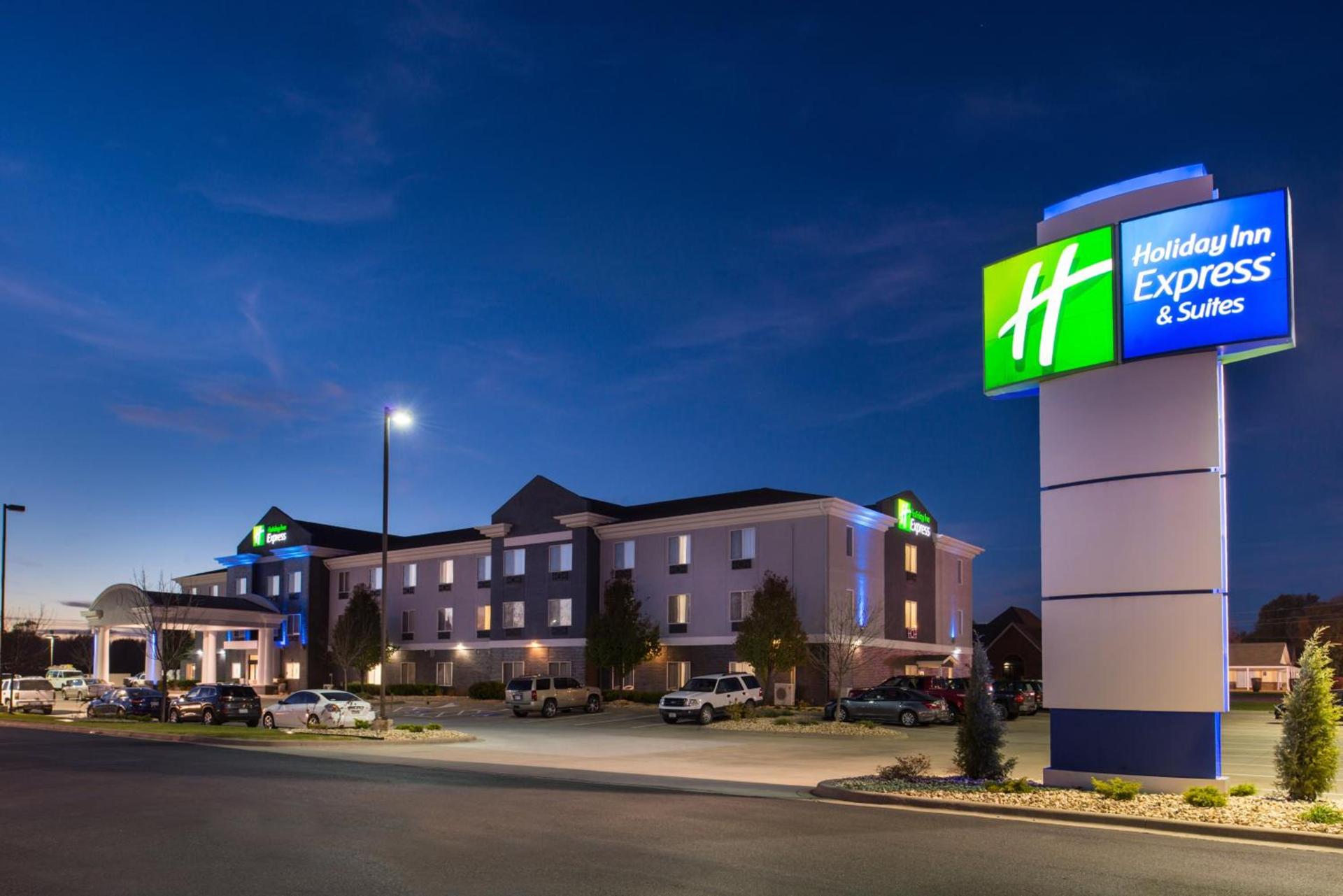 Holiday Inn Express & Suites Pittsburg by IHG photo 50