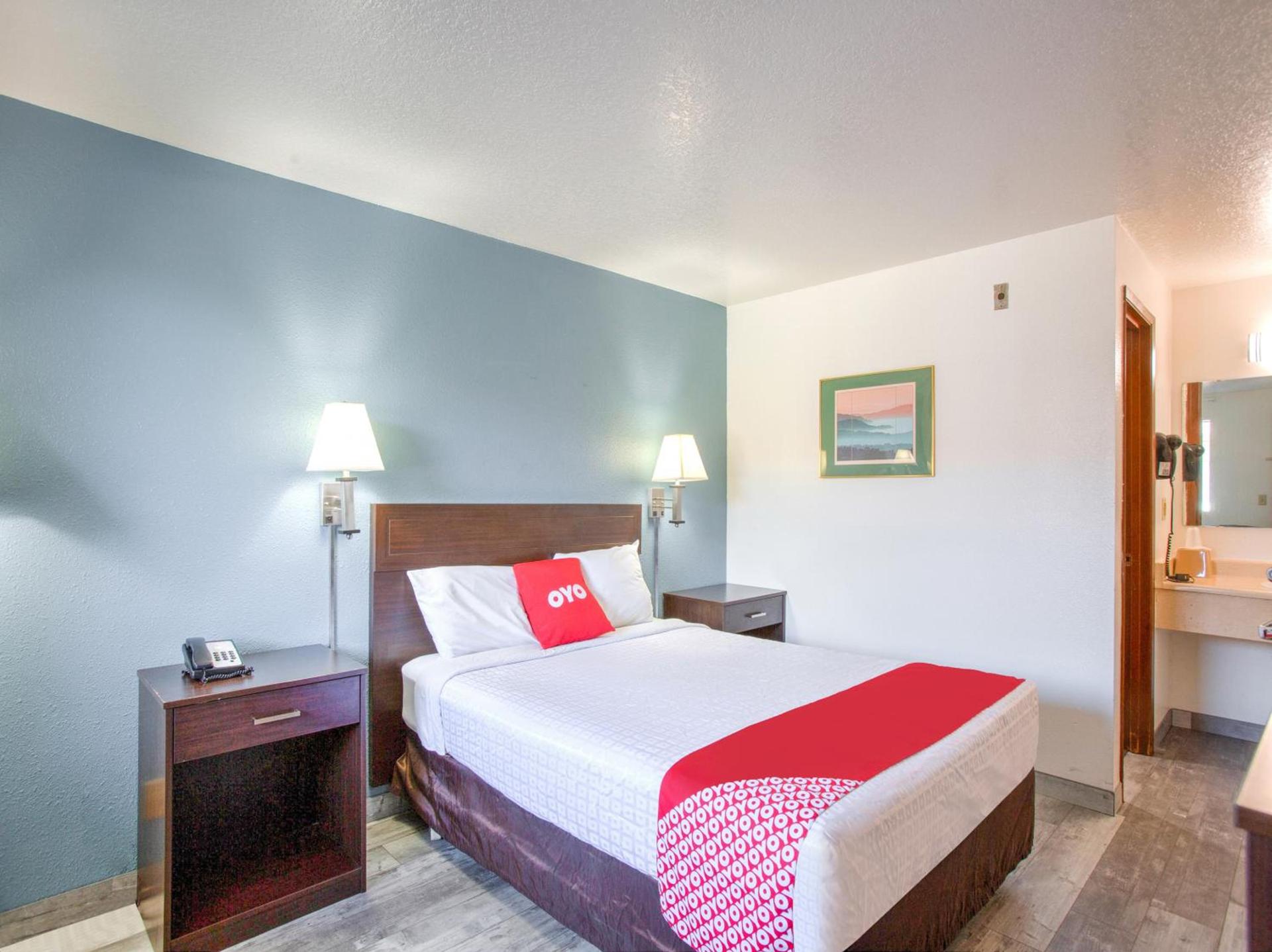 OYO Woodland Hotel and Suites photo 20