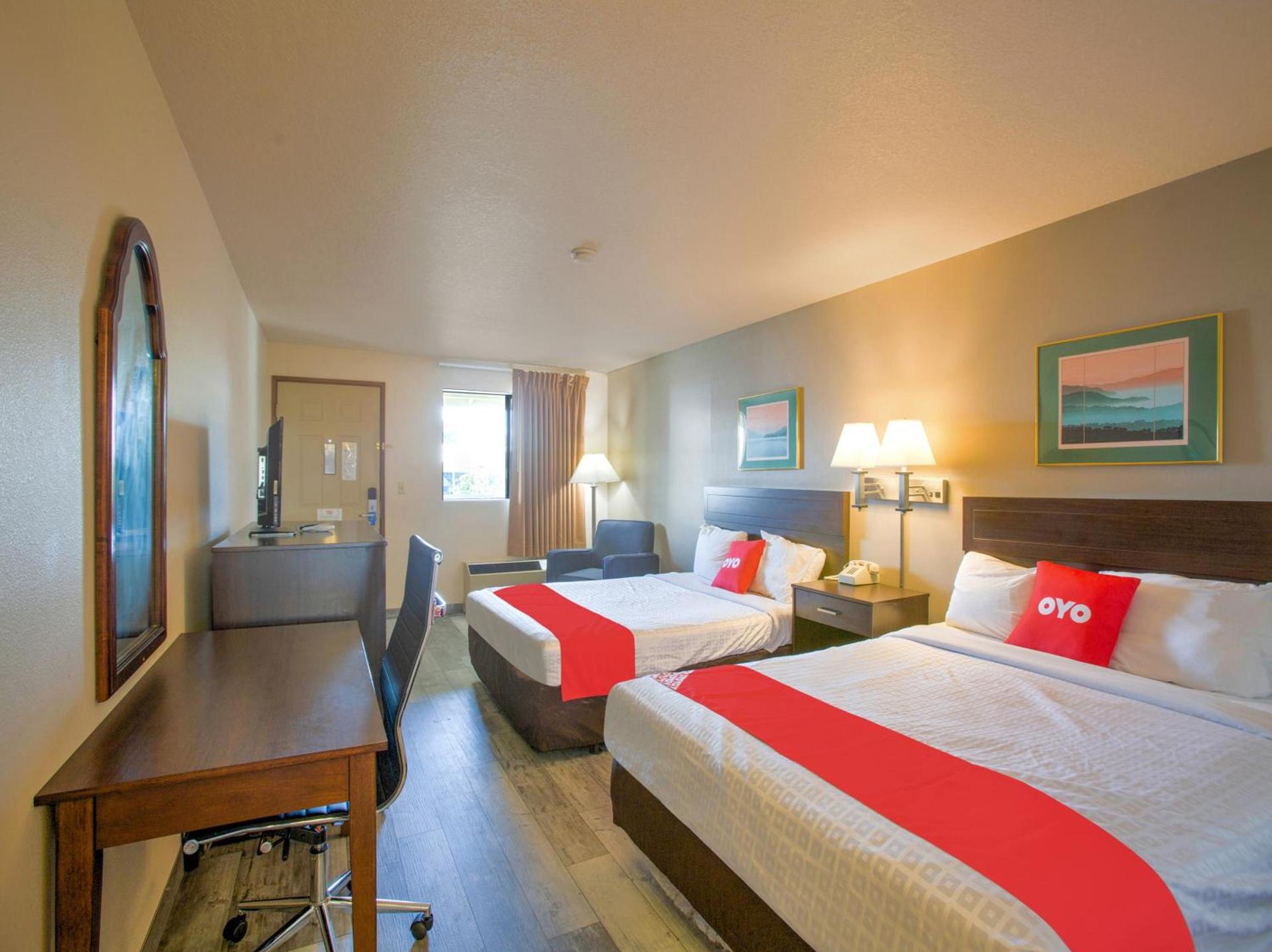 OYO Woodland Hotel and Suites photo 24