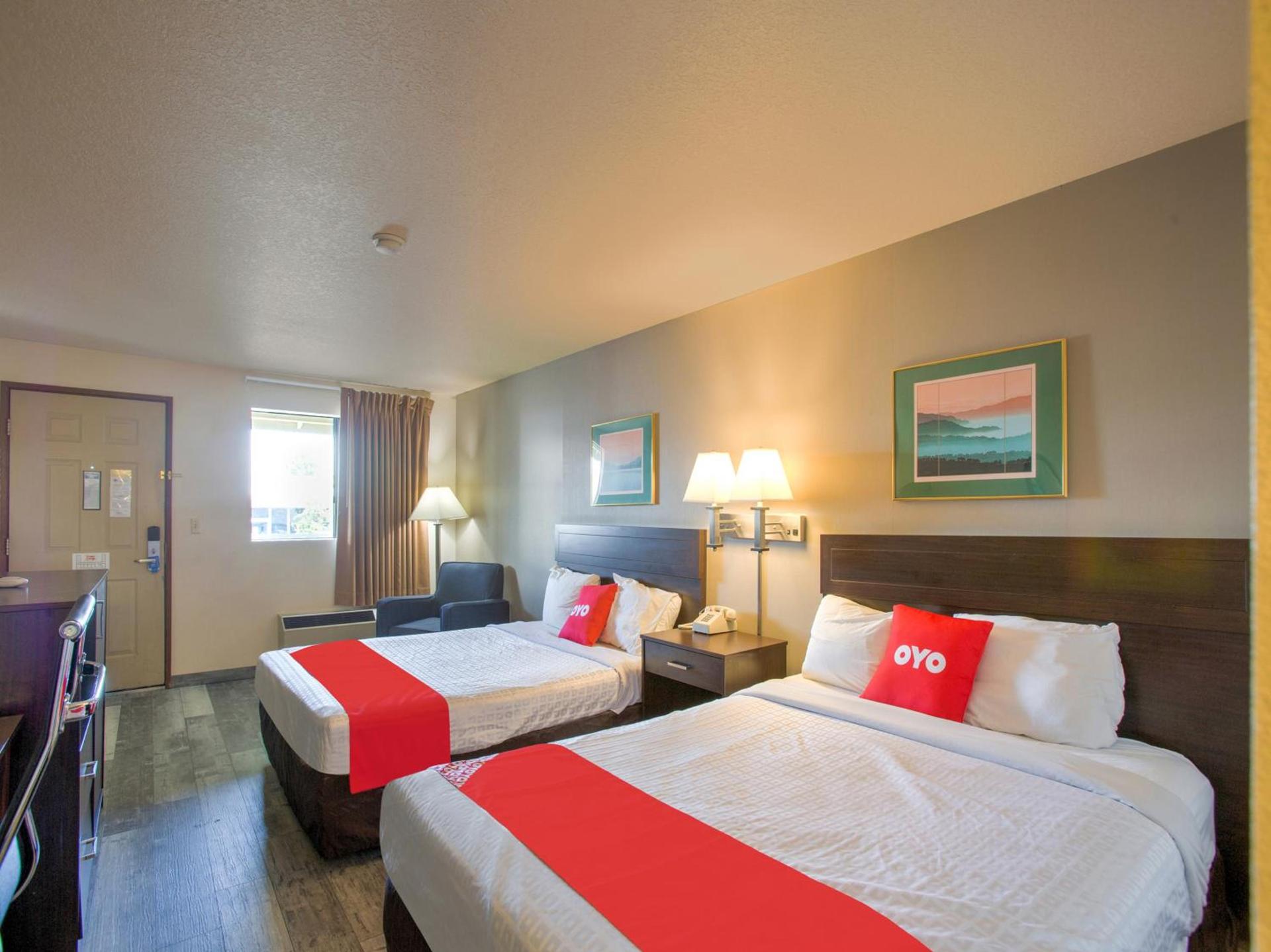 OYO Woodland Hotel and Suites photo 25