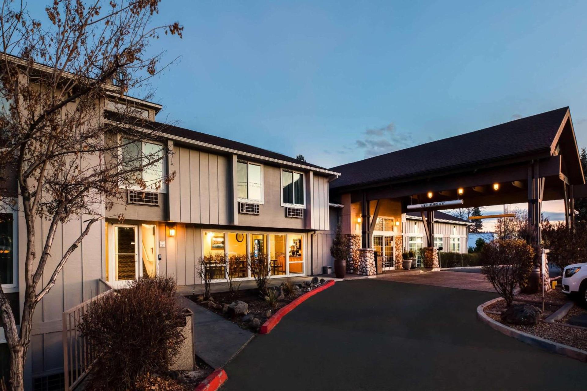 La Quinta Inn by Wyndham Bend photo 2