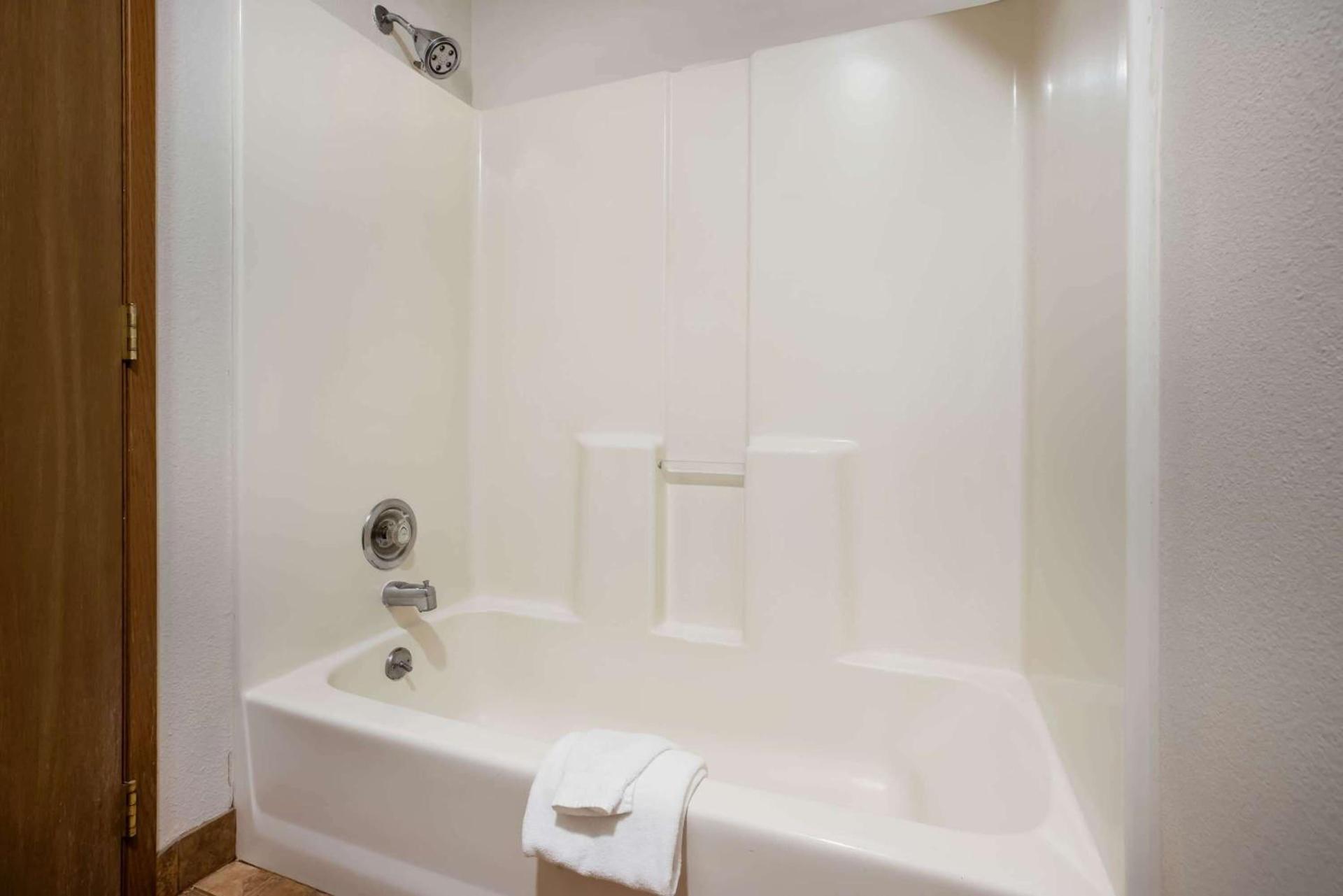 La Quinta Inn by Wyndham Bend photo 22