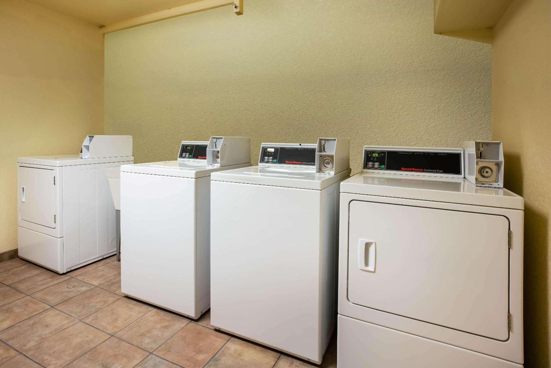 La Quinta Inn by Wyndham Bend photo 27