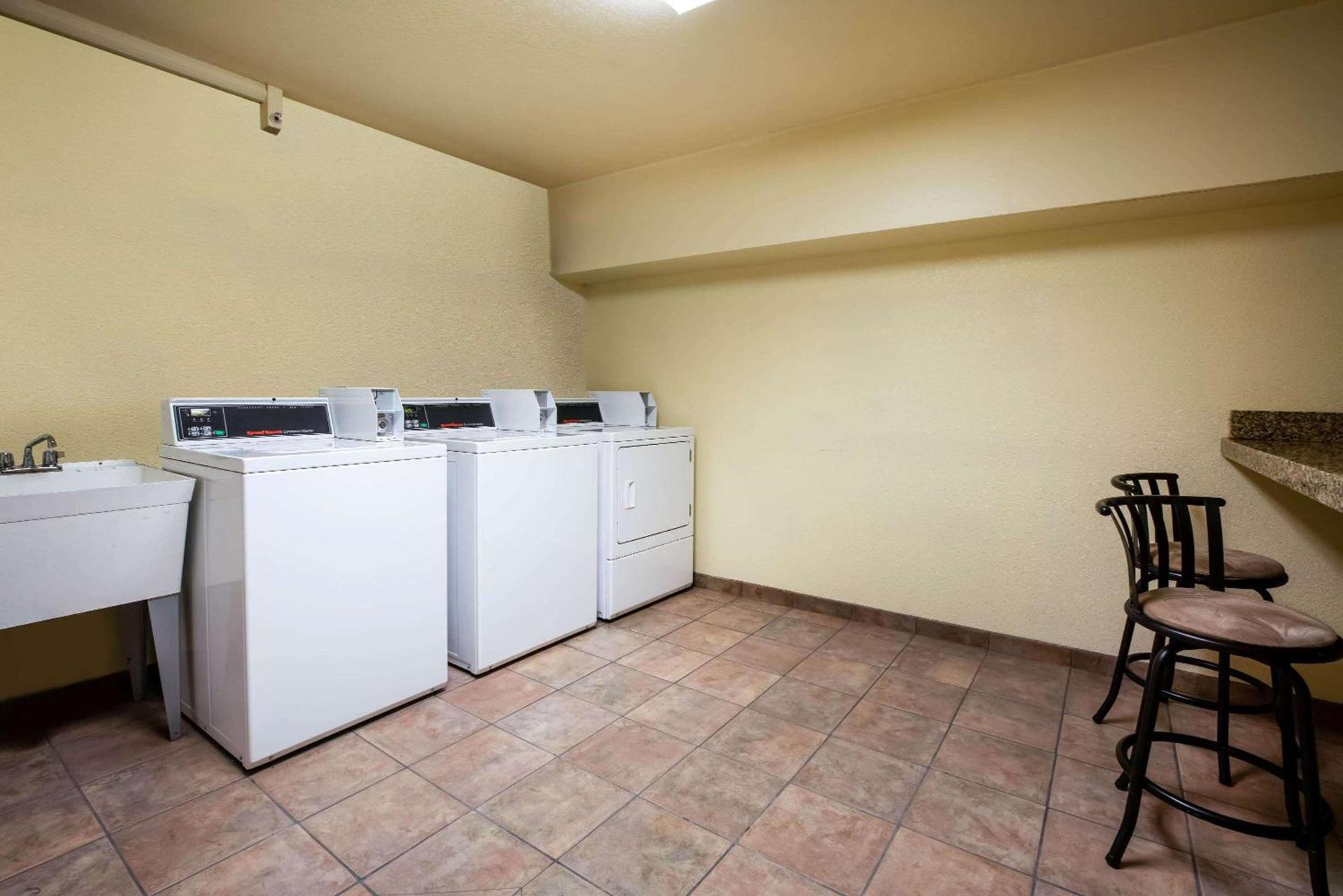 La Quinta Inn by Wyndham Bend photo 28
