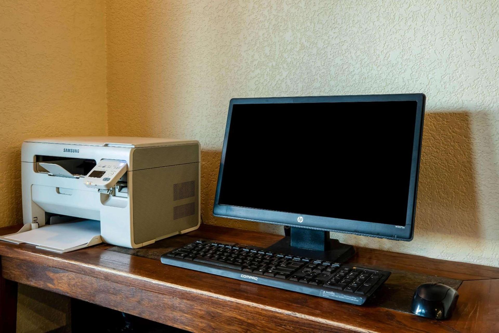 La Quinta Inn by Wyndham Bend photo 30