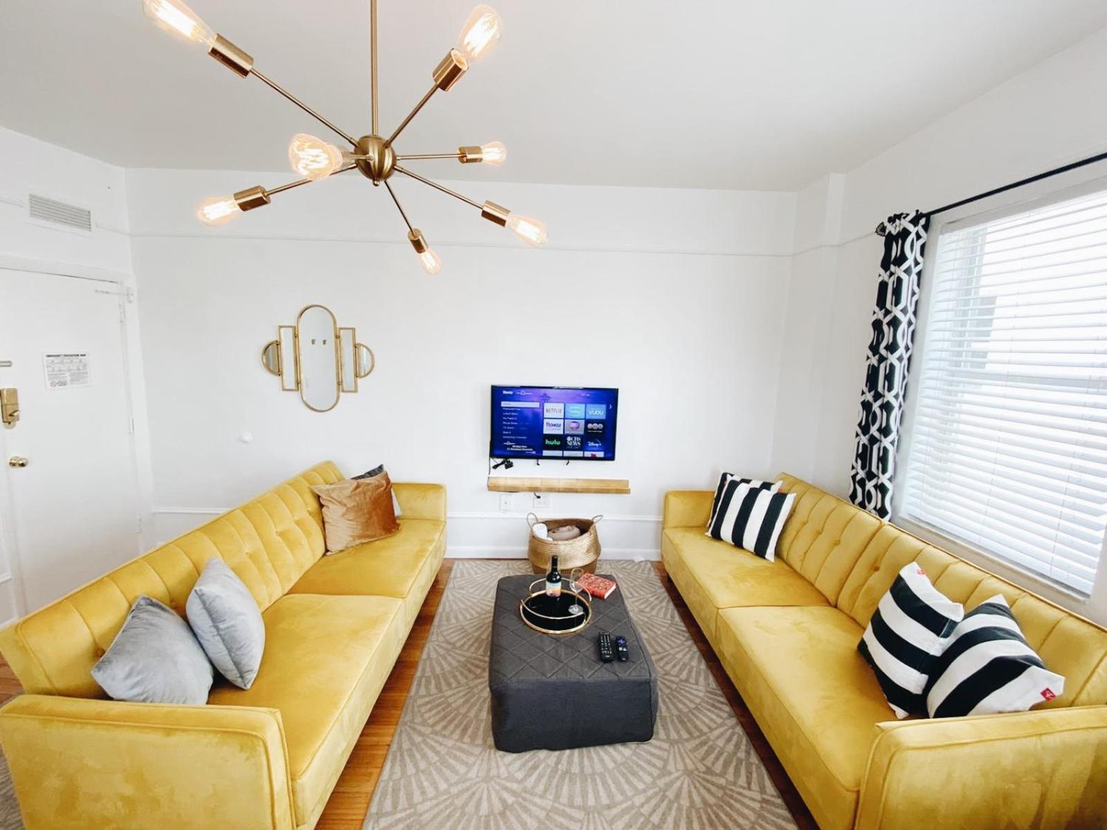 Nine20 Collins Apartments by Lowkl photo 10
