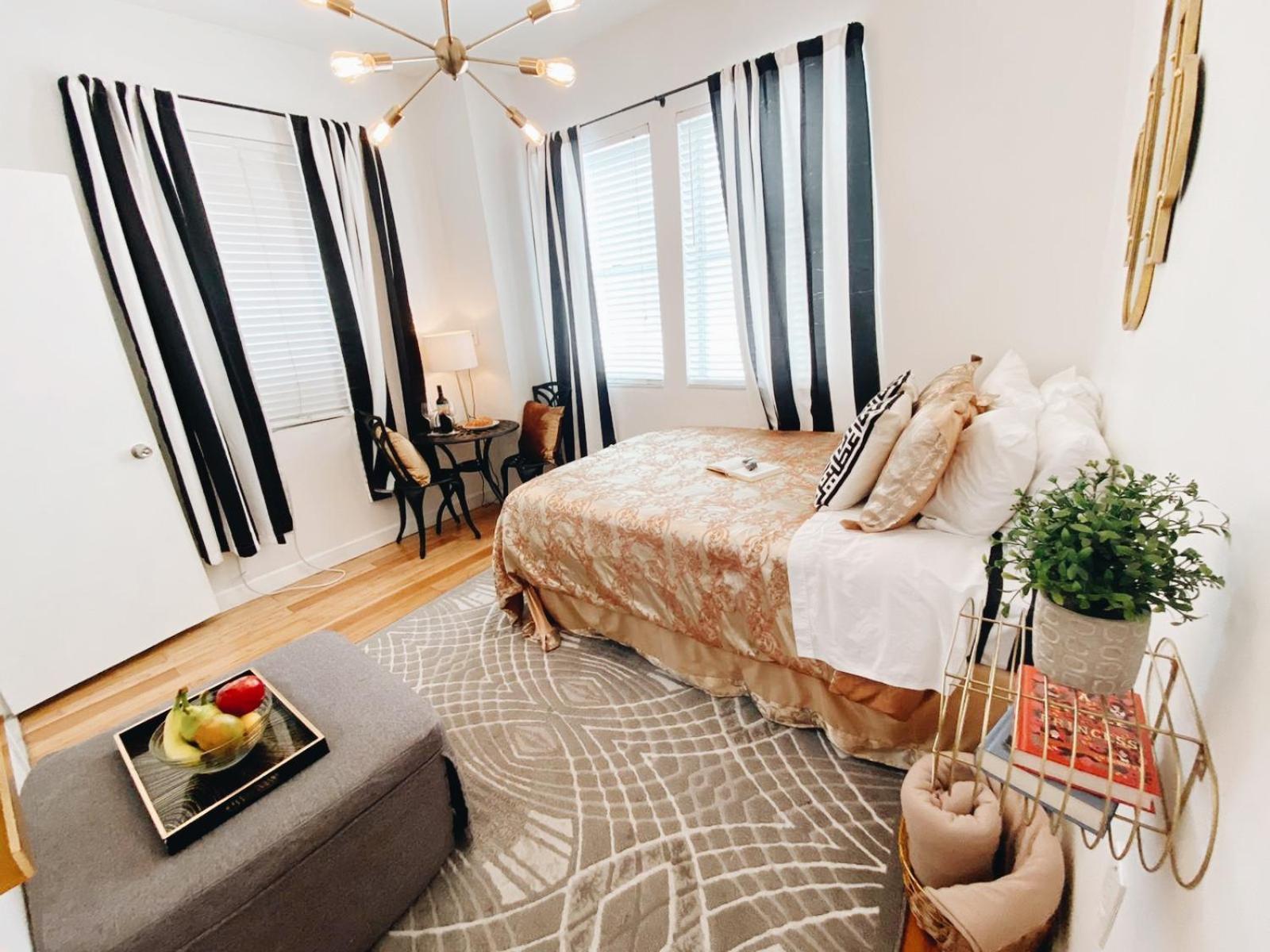 Nine20 Collins Apartments by Lowkl photo 66