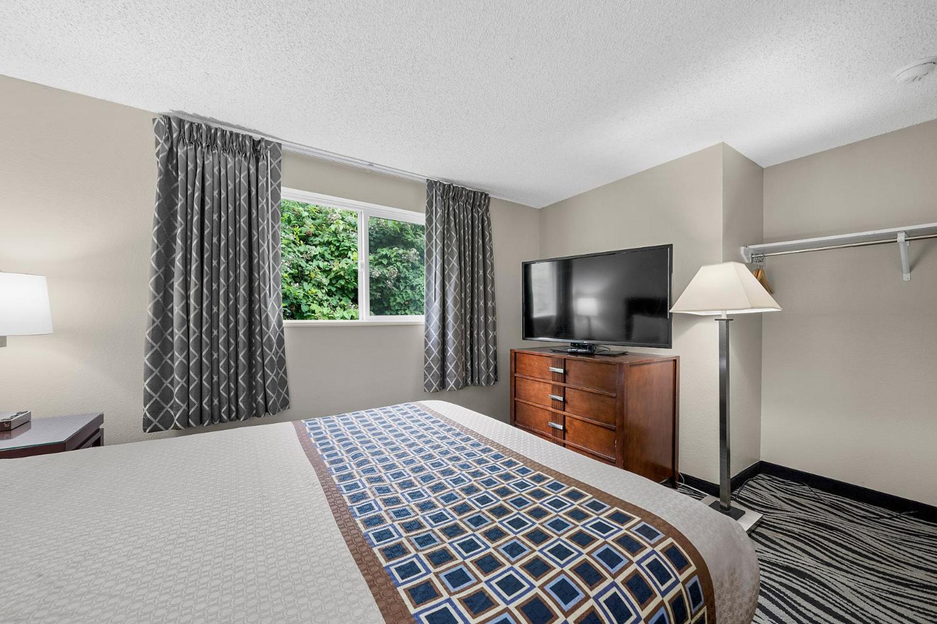 Astoria Rivershore Motel photo 34