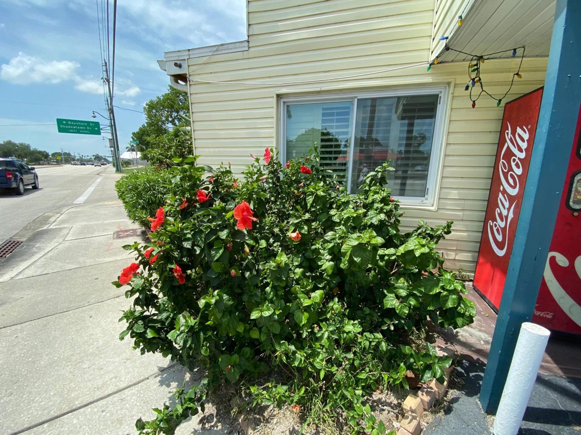Glades Motel - Naples photo 100
