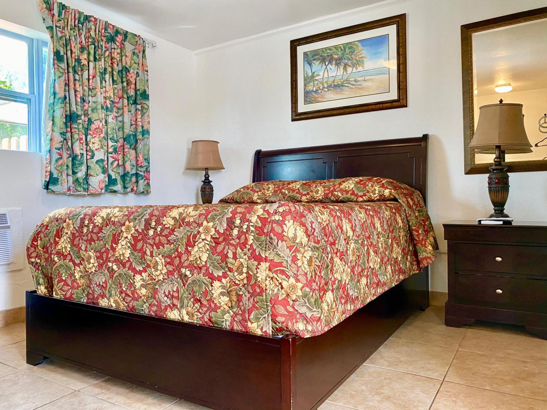 Glades Motel - Naples photo 12